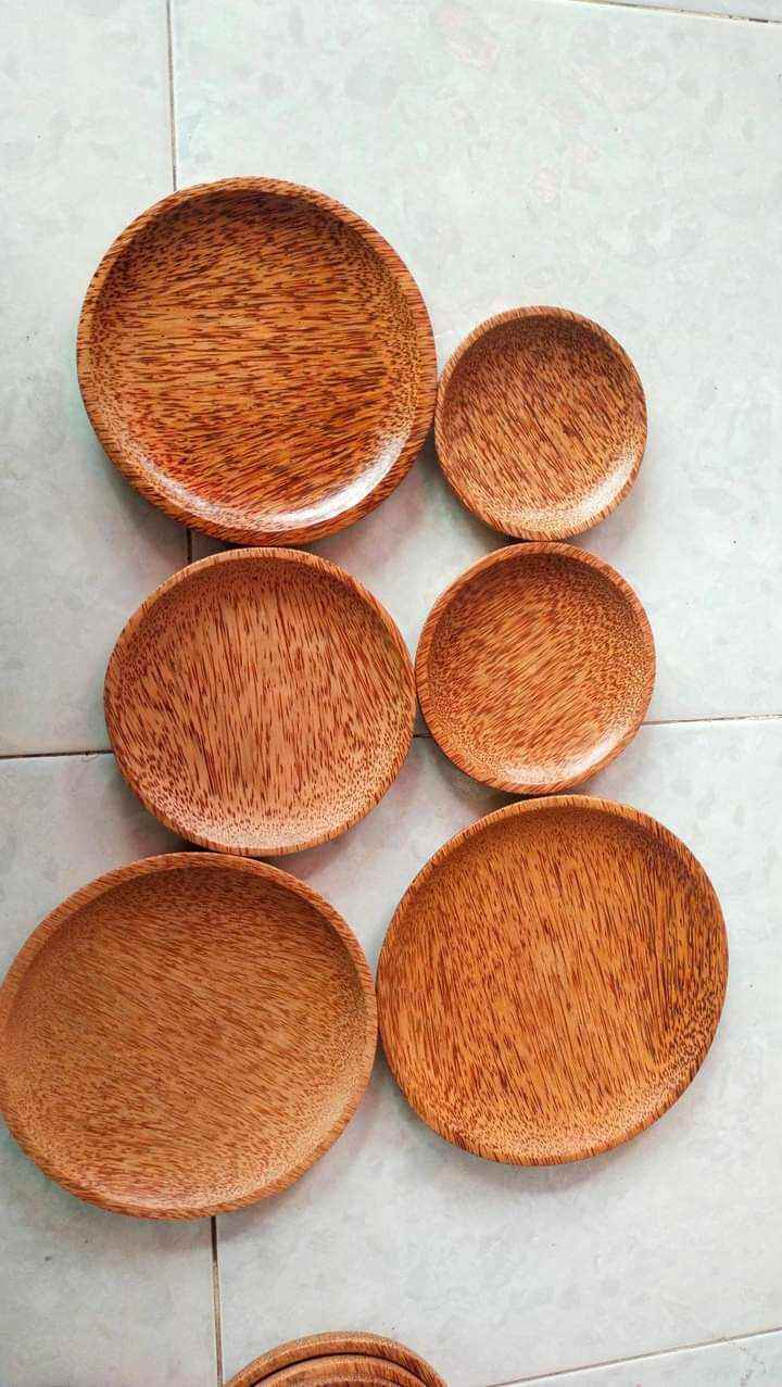 dĩa lớn làm từ gỗ dừa