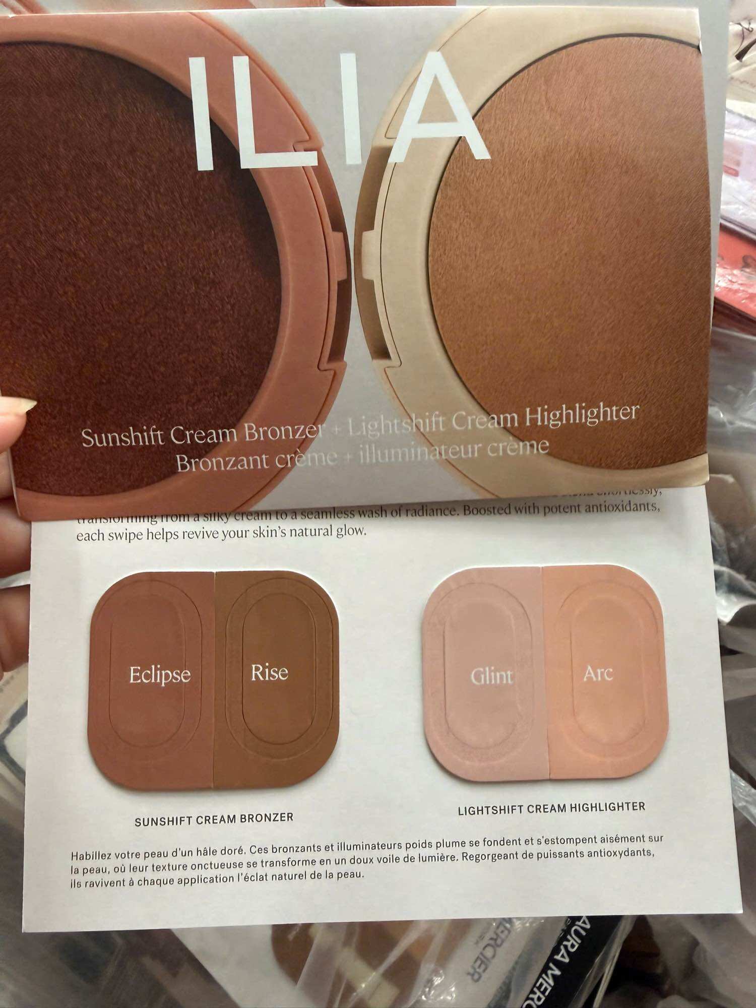 ILIA Sunshift Cream Bronzer Lightshift Cream Highlighter - Bronzer kem màu chuyển đổi ánh sáng - Highlighter kem ánh sáng chuyển đổi - Eclipse Rise - Glint Arc
