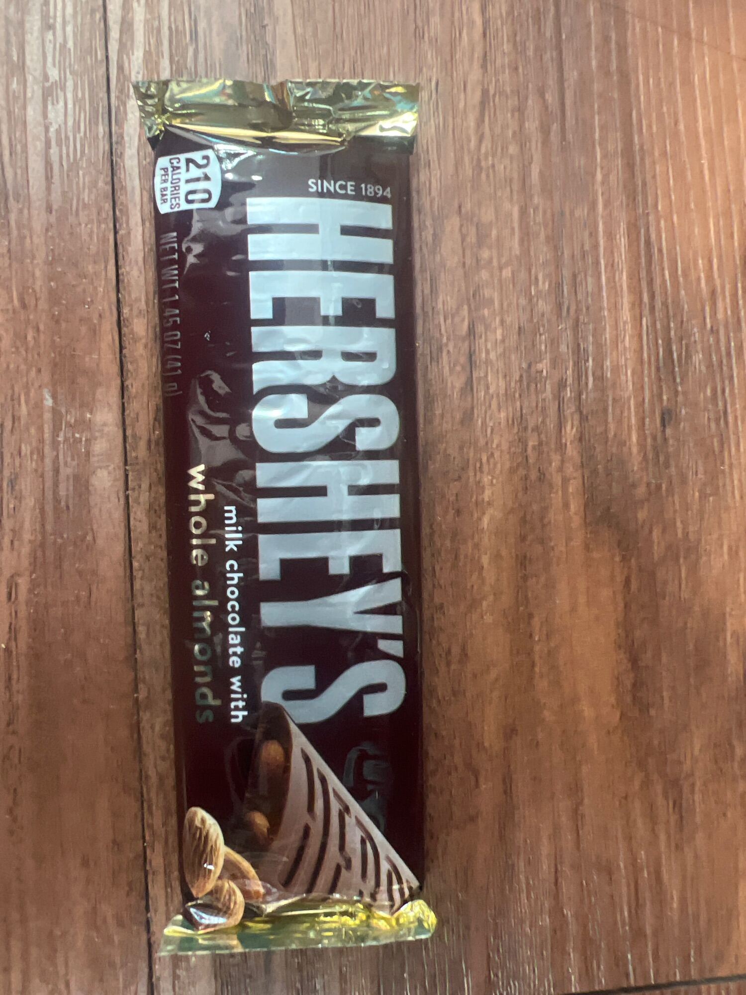 Chocolate hershey s with almonds 41g -SX tại Mỹ - HSD 09 2022 thumbnail
