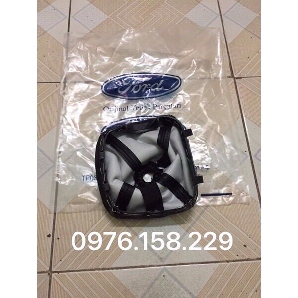 BAO DA BỌC CẦN SỐ XE FORD TRANSIT CHÍNH HÃNG