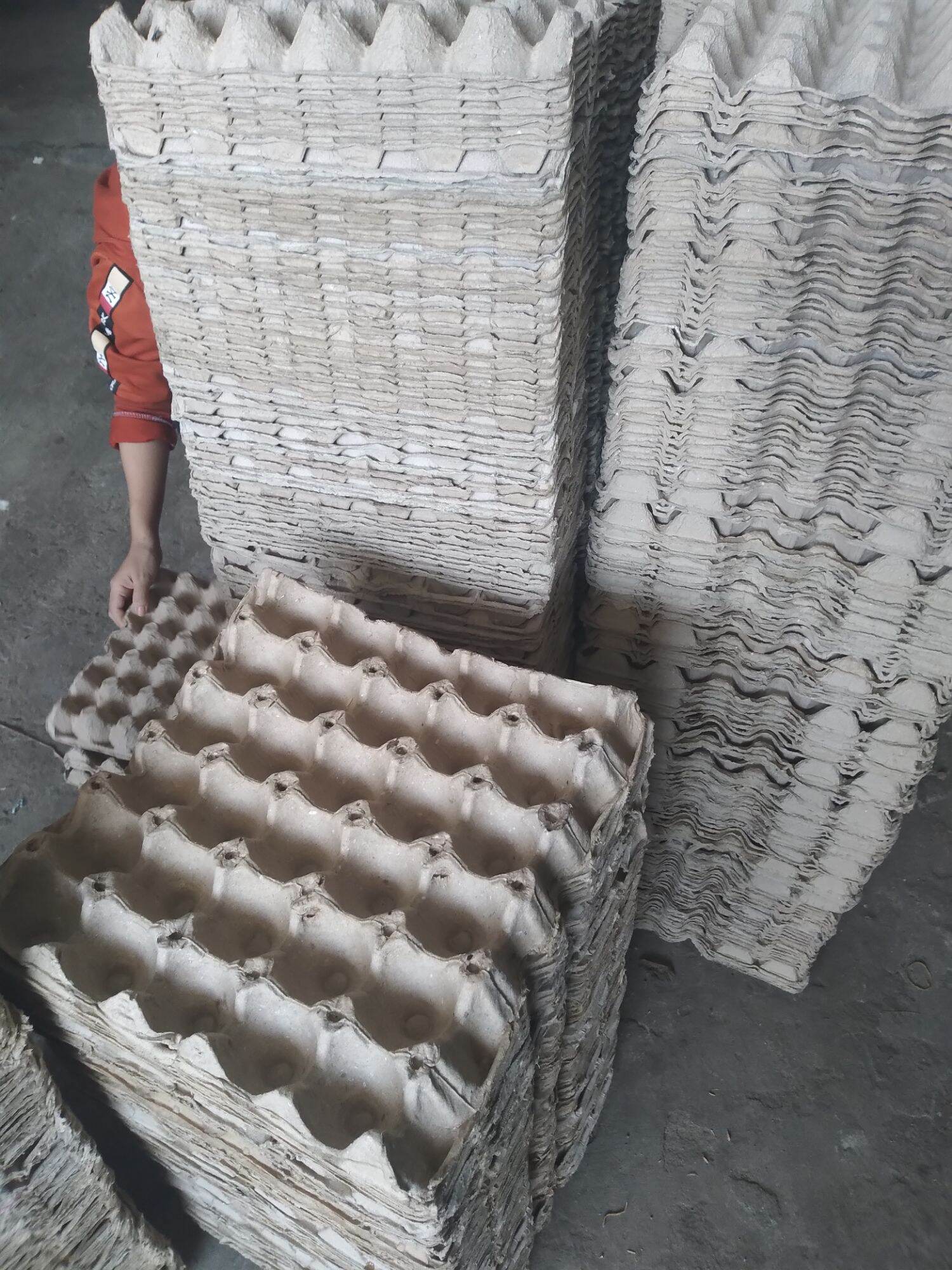 Vĩ giấy trứng gà 1 kg đã qua đựng trứng 1 lần