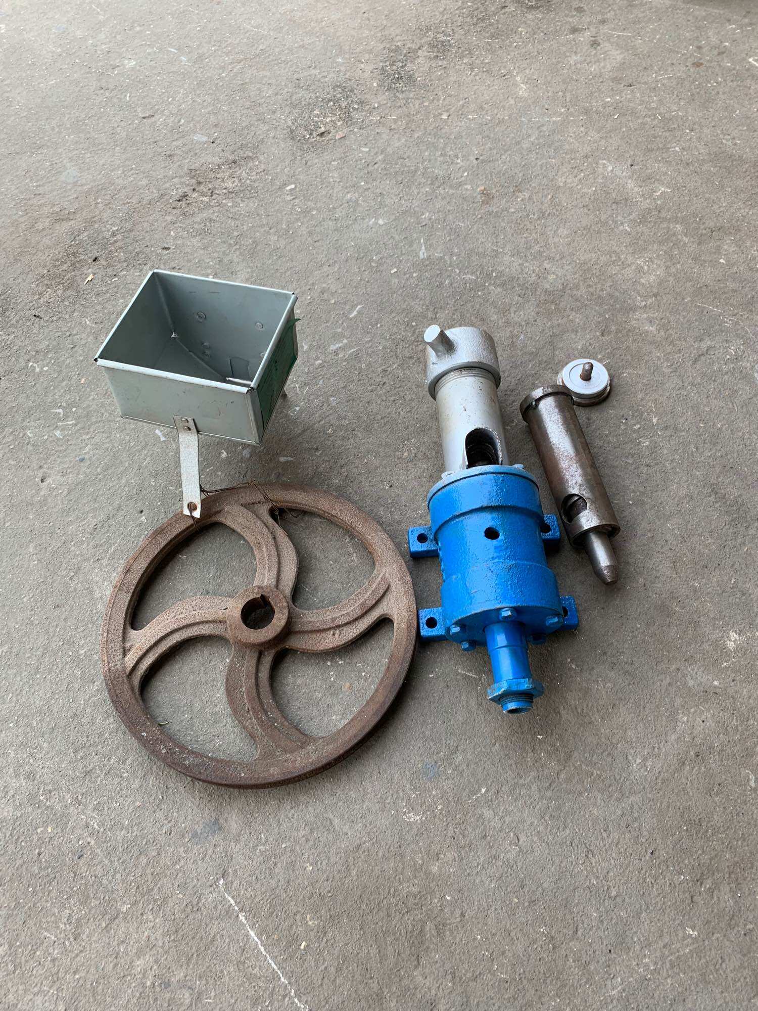 Máy nổ bỏng cối thép