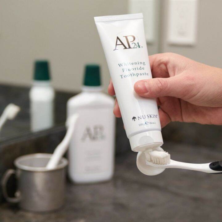 Kem đánh răng trắng sáng AP-24 Whitening Fluoride Toothpaste Nuskin