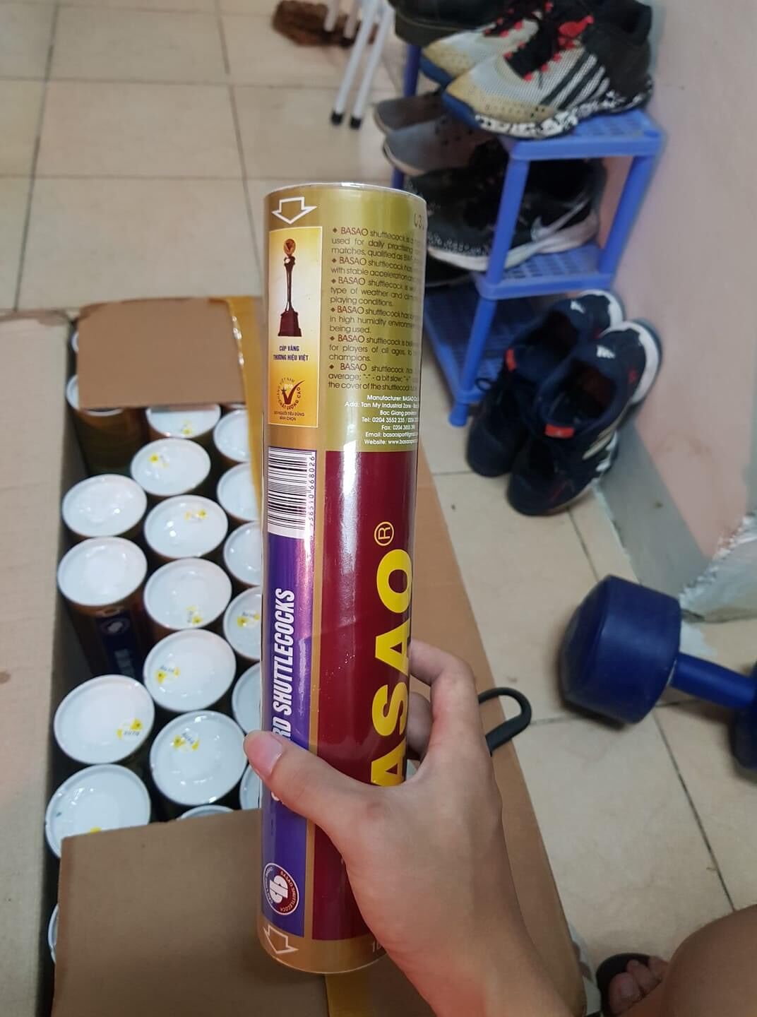 Hộp cầu lông basao loai rẻ dùng cho học sinh- sinh viên