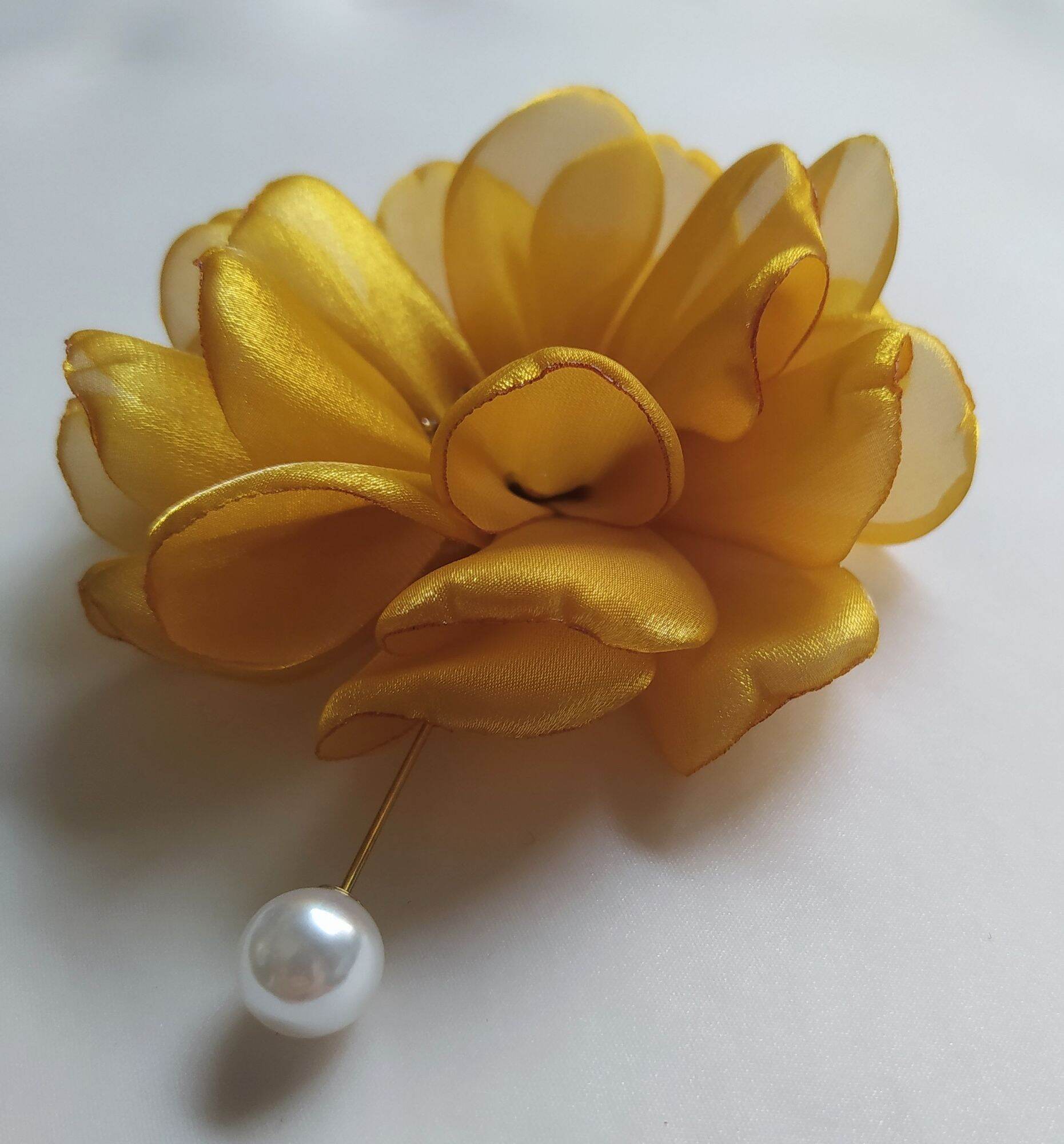 Hoa cài áo Handmade Canto màu vàng đồng