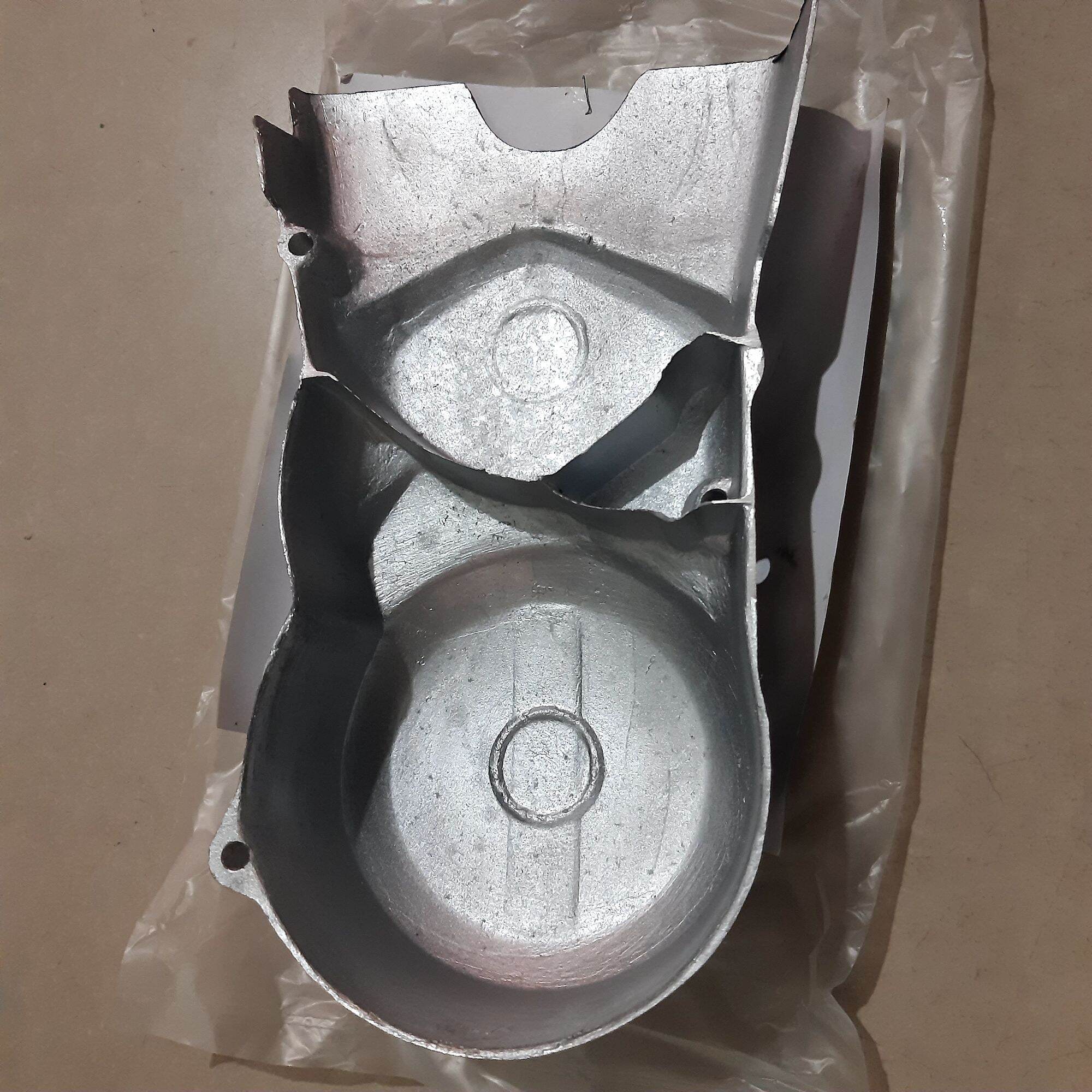 Nắp đuôi cá gắn xe cúp 81