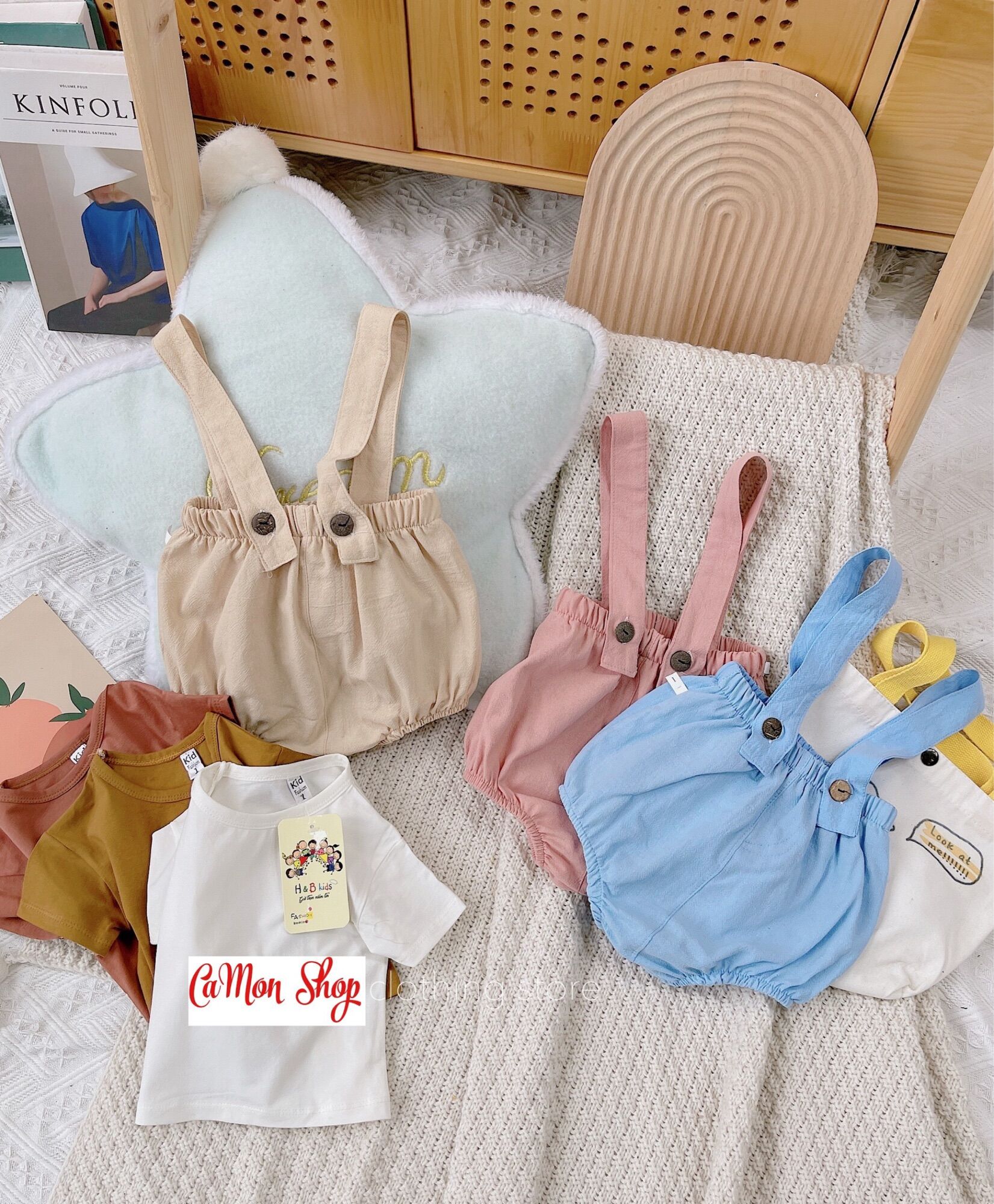 Set yếm kèm áo cực xinh bé gái