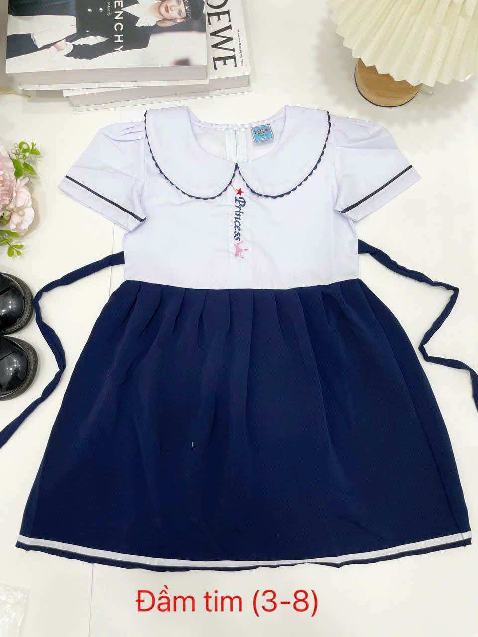 Váy đầm liền học sinh cấp 1 tiểu học đẹp