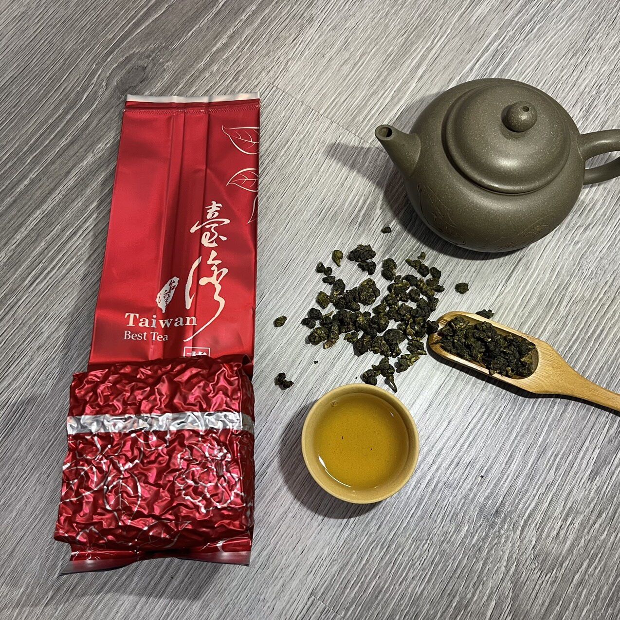 Trà ôlong tứ quý . thượng hạn xuất khẩu. 1 gói 200gram