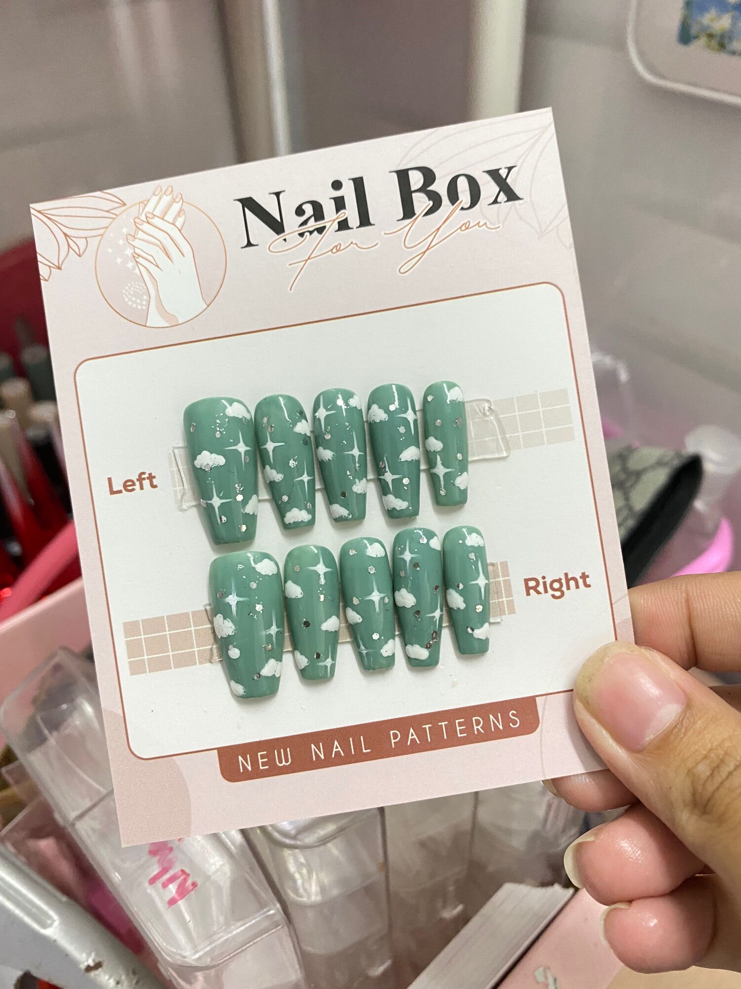 Nailbox thiết kế theo yêu cầu-mẫu nail đám mây tone xanh bạc hà