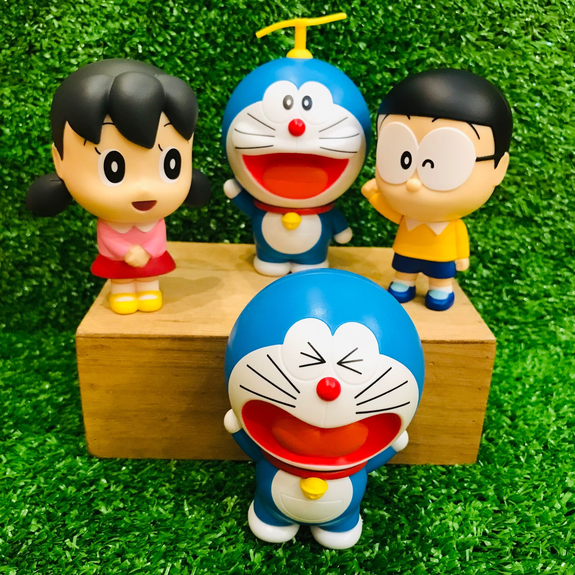 Bộ Mô Hình Các Nhân Vật Phim Doraemon