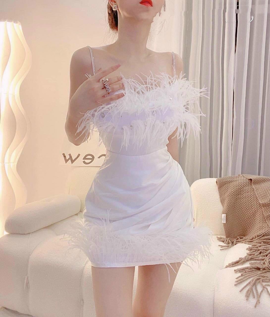 ĐẦM BODY HAI DÂY ĐÍNH LÔNG