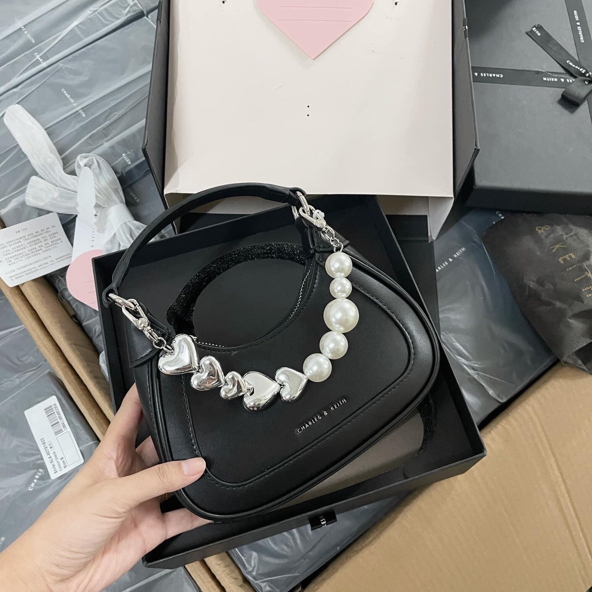 Túi CNK tim xuất Fullbox (Size 21cm)