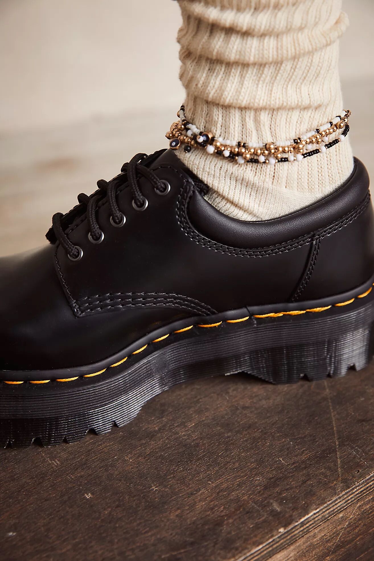 GIÀY cổ thấp DR.MARTENS 8053 LEATHER PLATFORM CHÍNH HÃNG