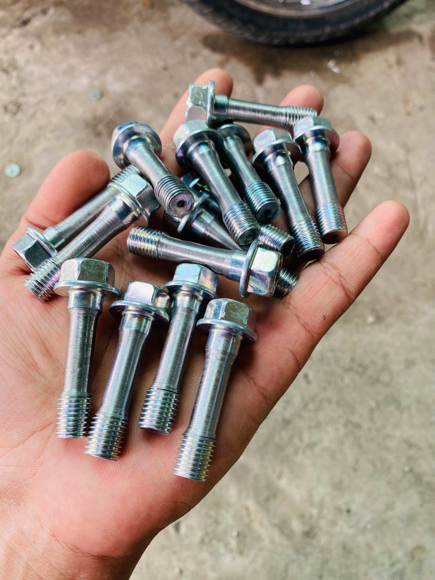 Combo 2 ốc hạ phuộc ko cần mài ty 45k cặp chất liệu ốc tốt đã xi chống sét