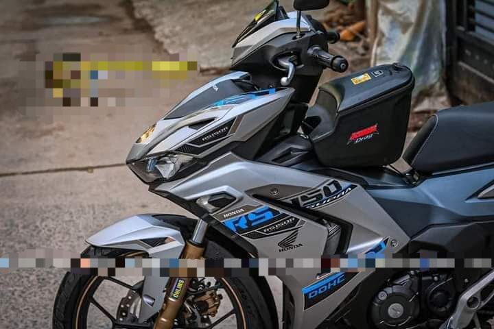 Tem rời Winner V3 - Mẫu tem R150 xanh dán xe bạc