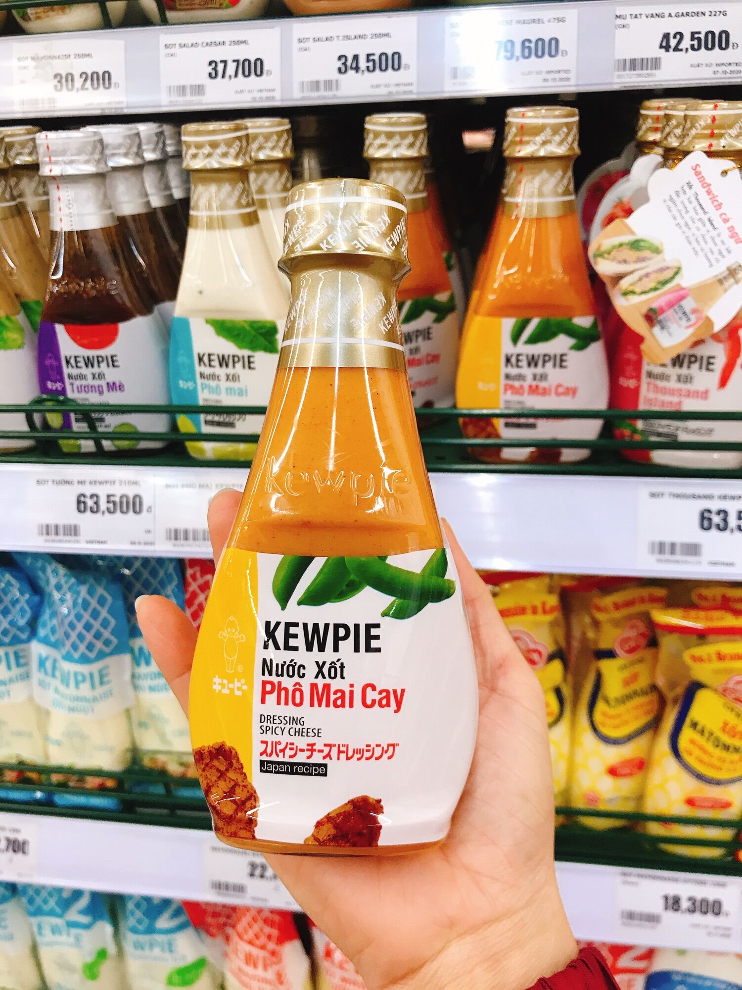 NƯỚC XỐT PHÔ MAI CAY KEWPIE 210ml