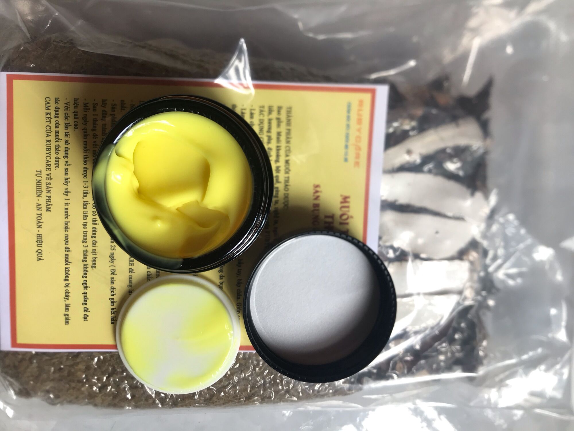 Kem nghệ sữa ong chúa Rubycare