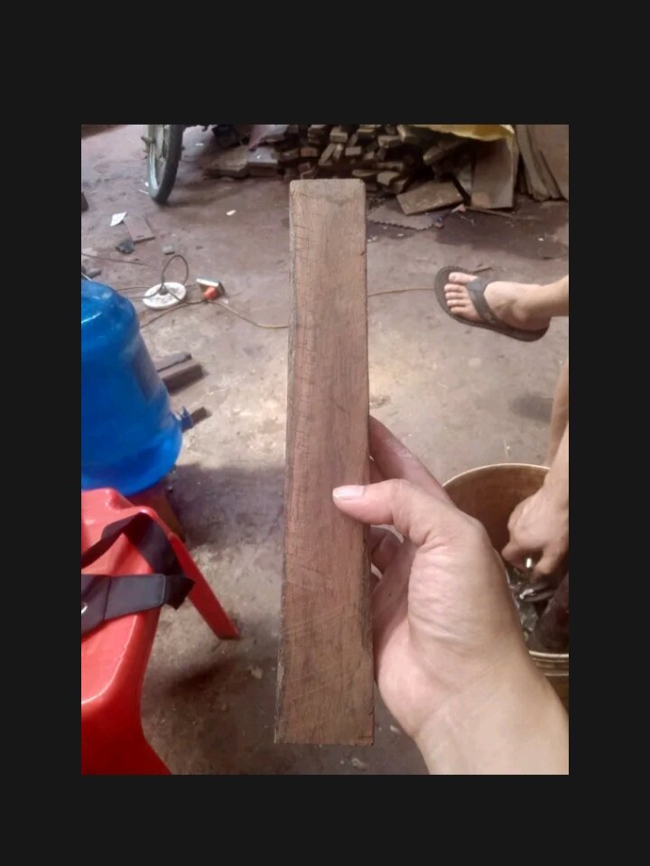 Phôi gỗ cẩm lai vuông(3cmx3cm) dài từ 30 đến 80cm