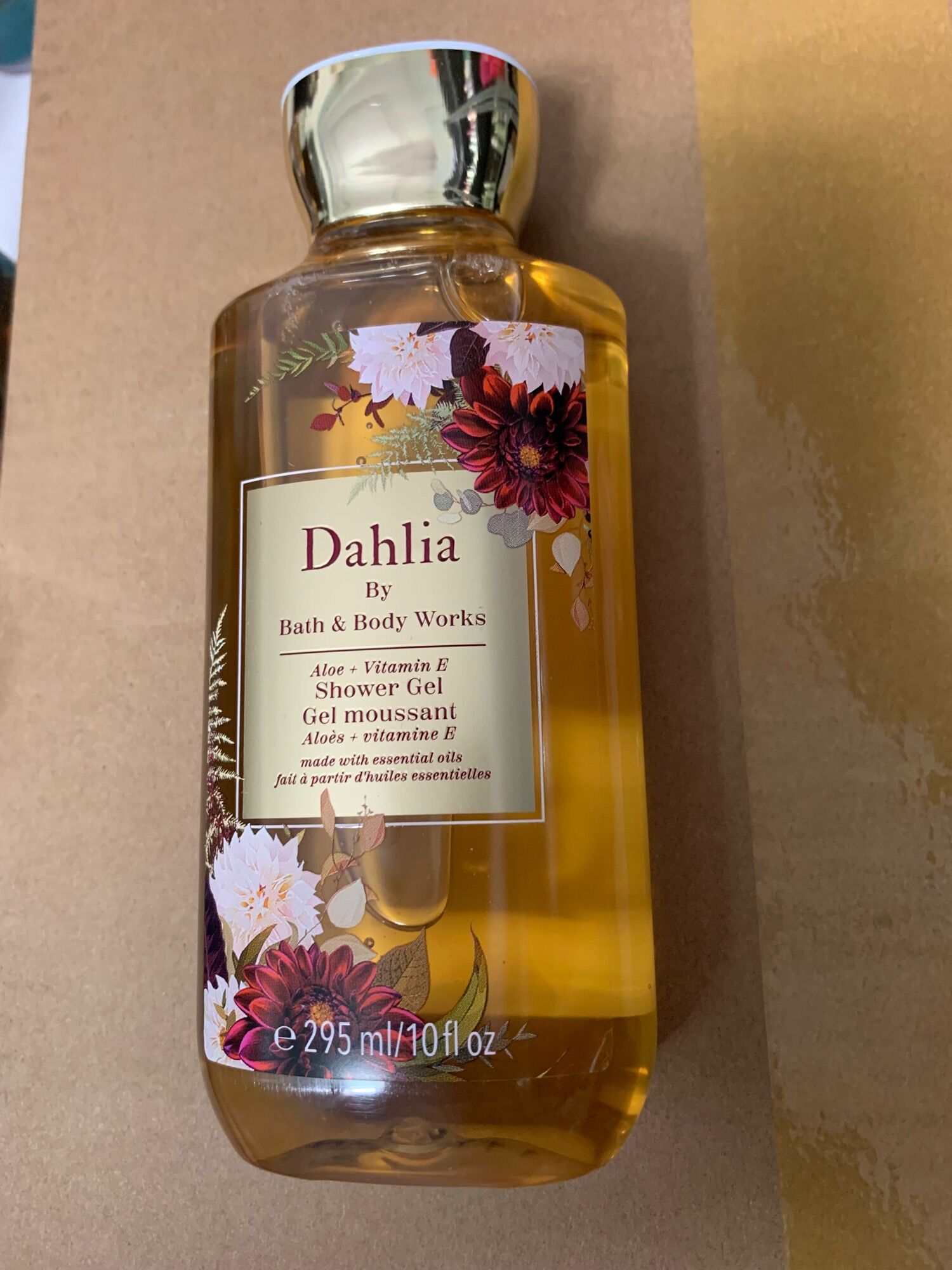 Sữa tắm Bath and Body Works Dahlia (295ml) - MixASale