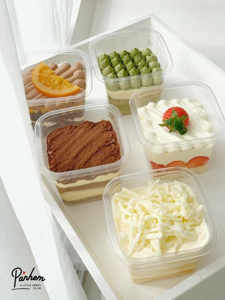Hộp nhựa đựng bánh Tiramisu B108 (20 hộp)