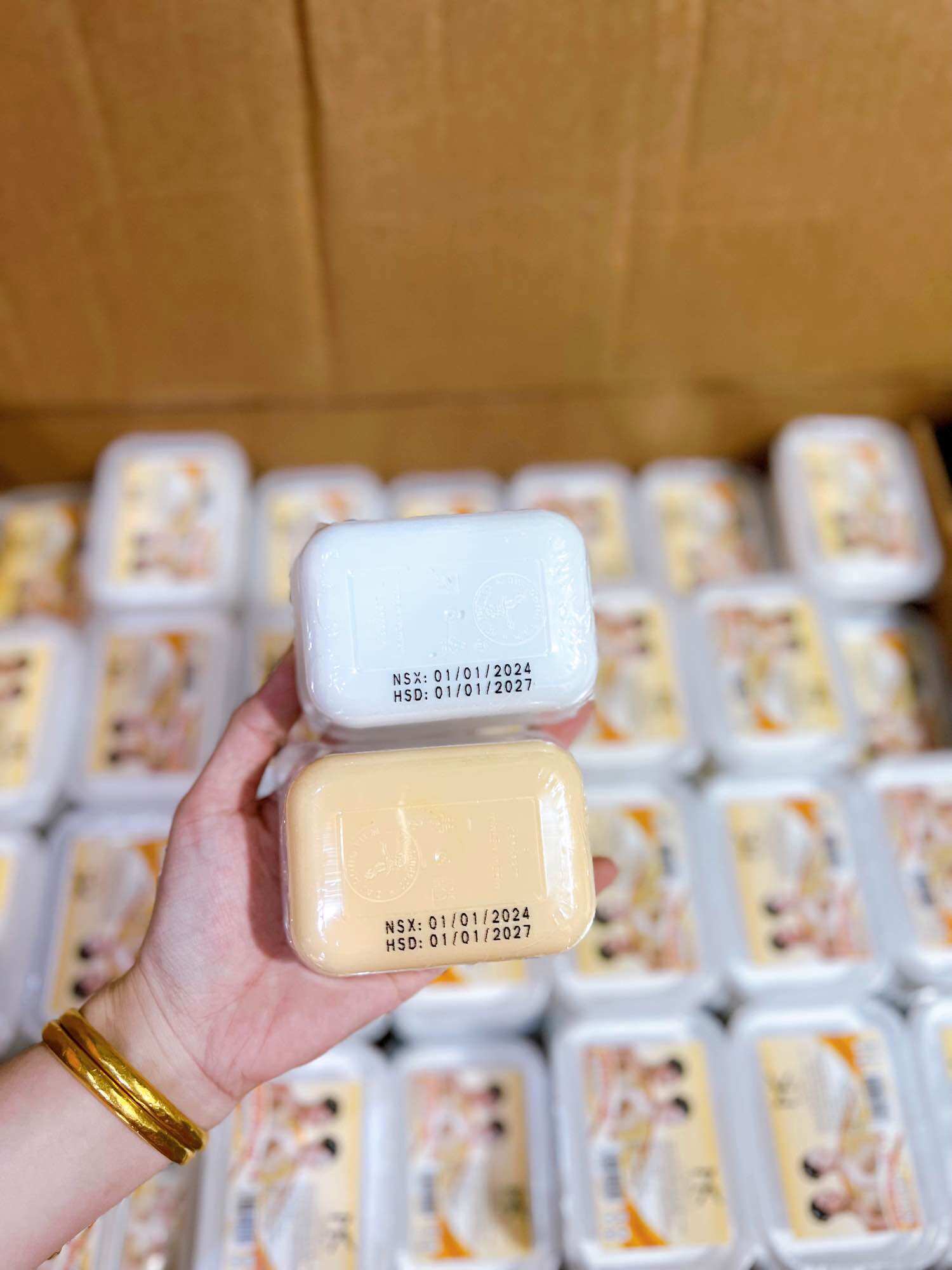 LẺ hộp 100g kem body cốt uv kimmy ( cốt bạch thái )