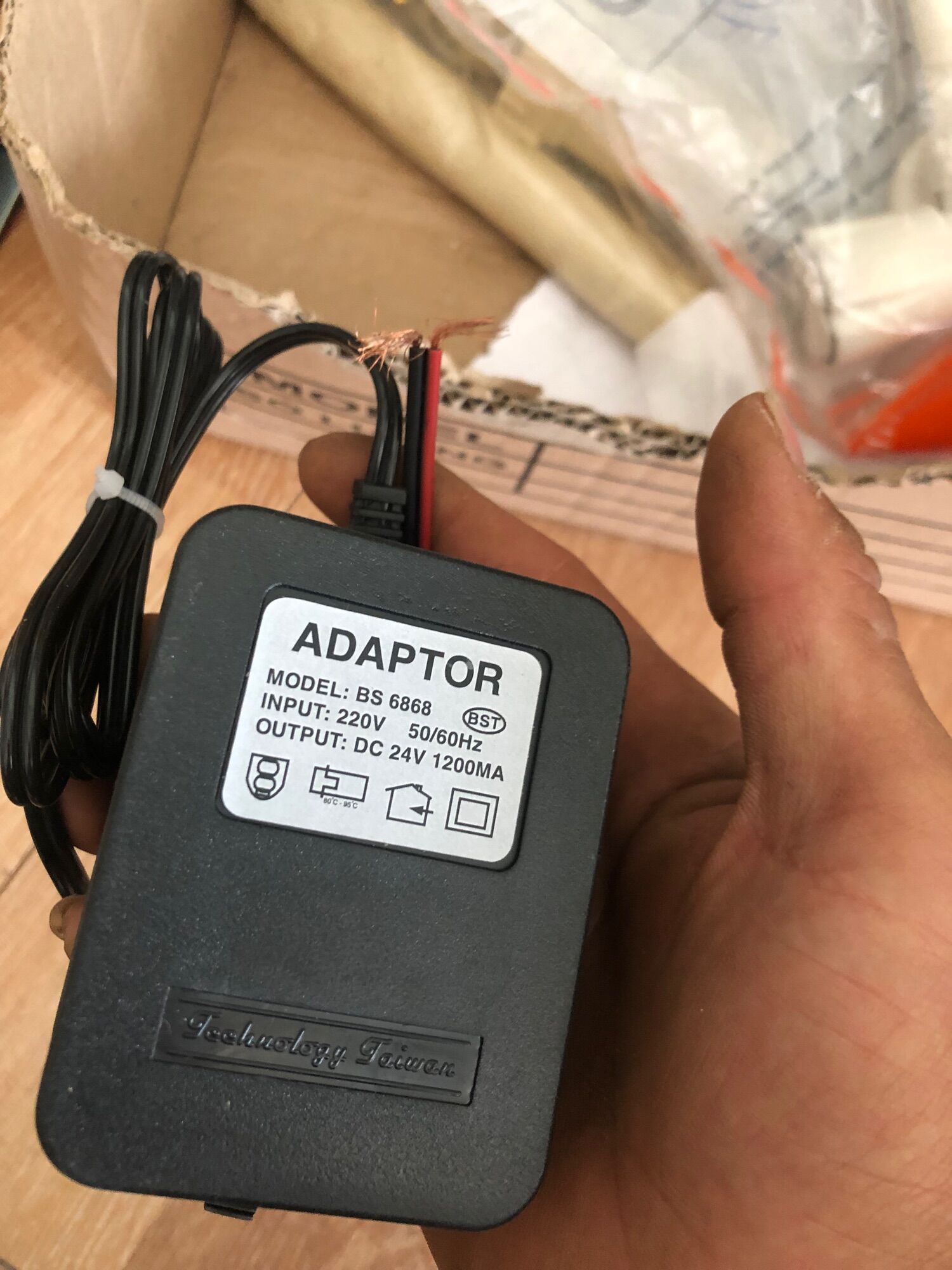 Bộ đổi nguồn 24V dành cho máy lọc & giàn phun sương
