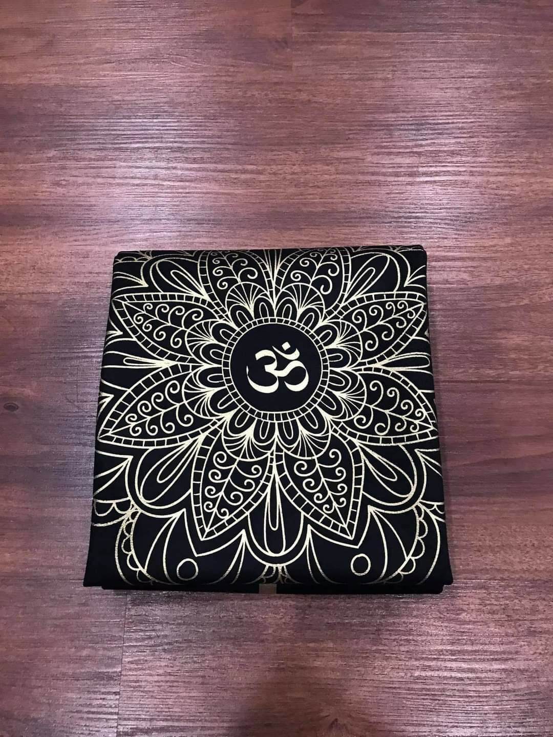 [HCM]Thảm Yoga Du Lịch Mandala Đen Vàng