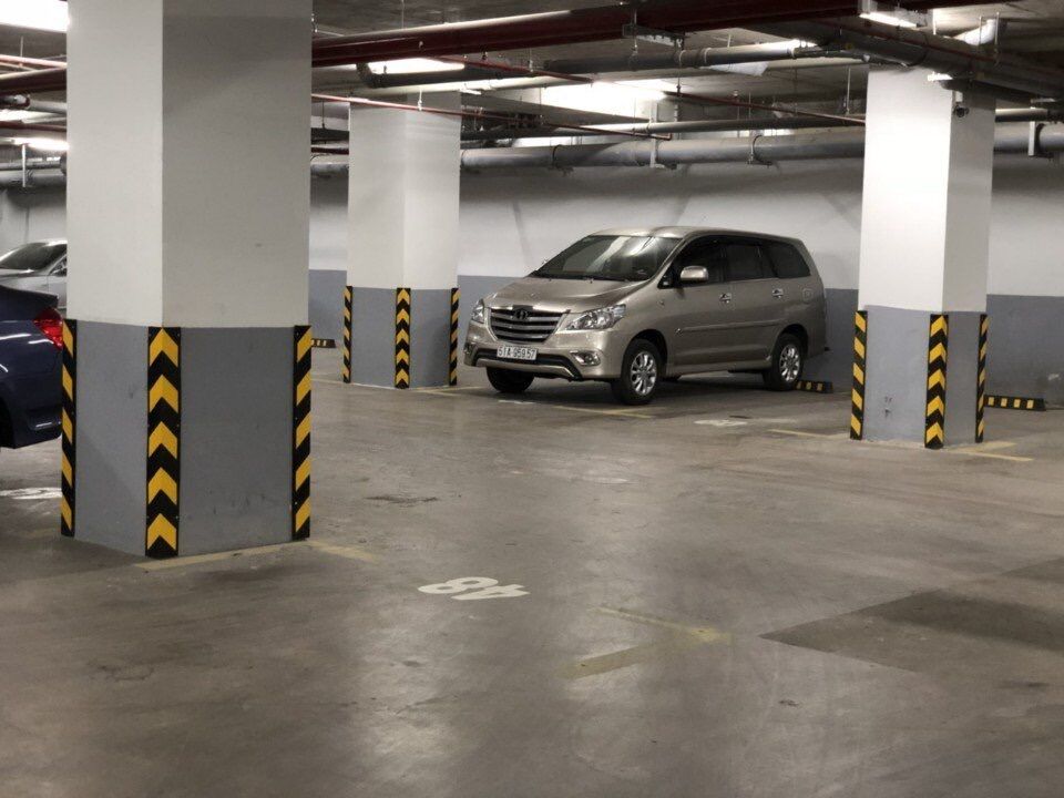 (HCM) Cao su góc ốp cột