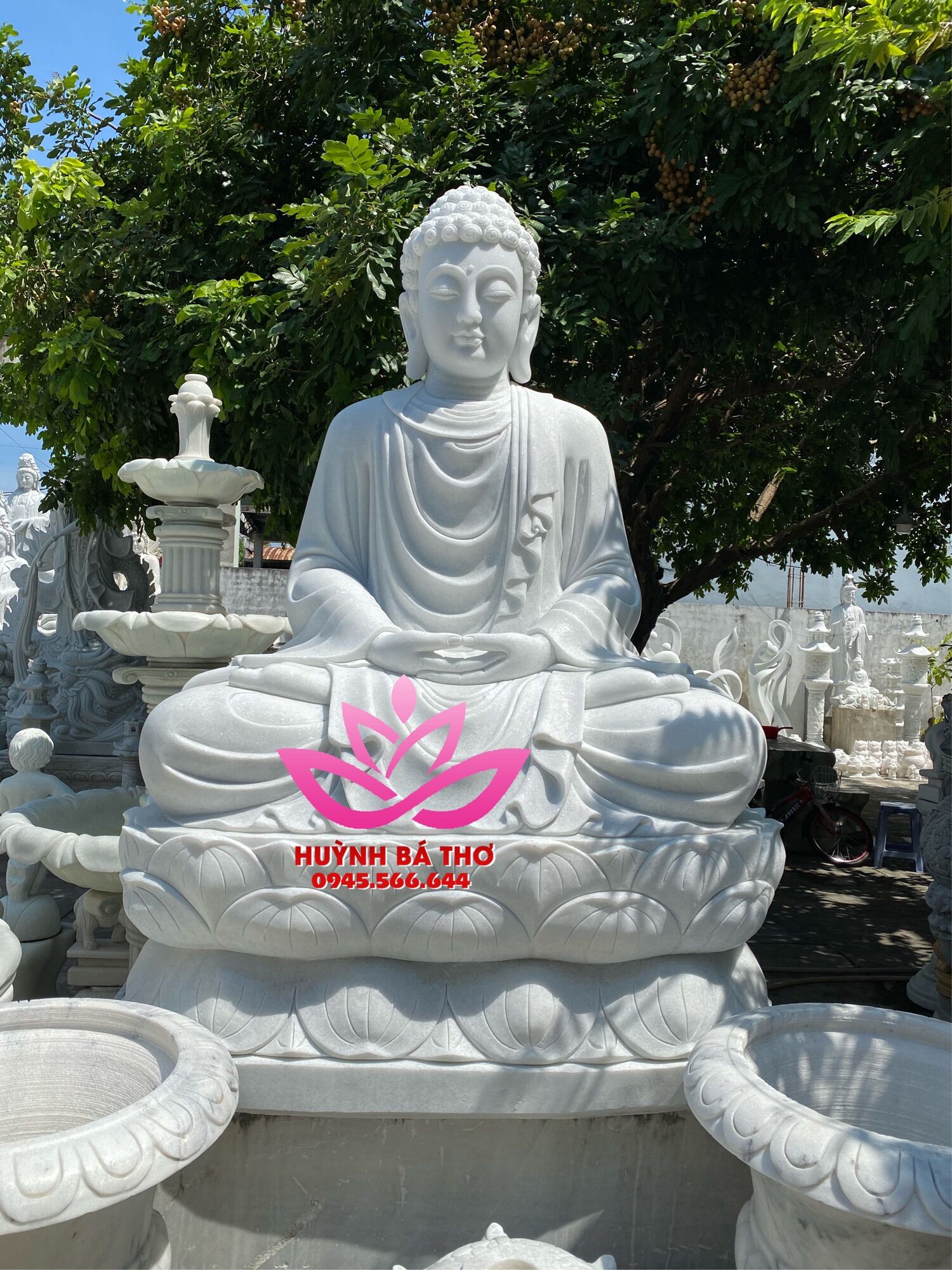 Tượng phật thích ca mâu ni bằng đá đẹp. điêu khắc đá huỳnh bá thơ. .