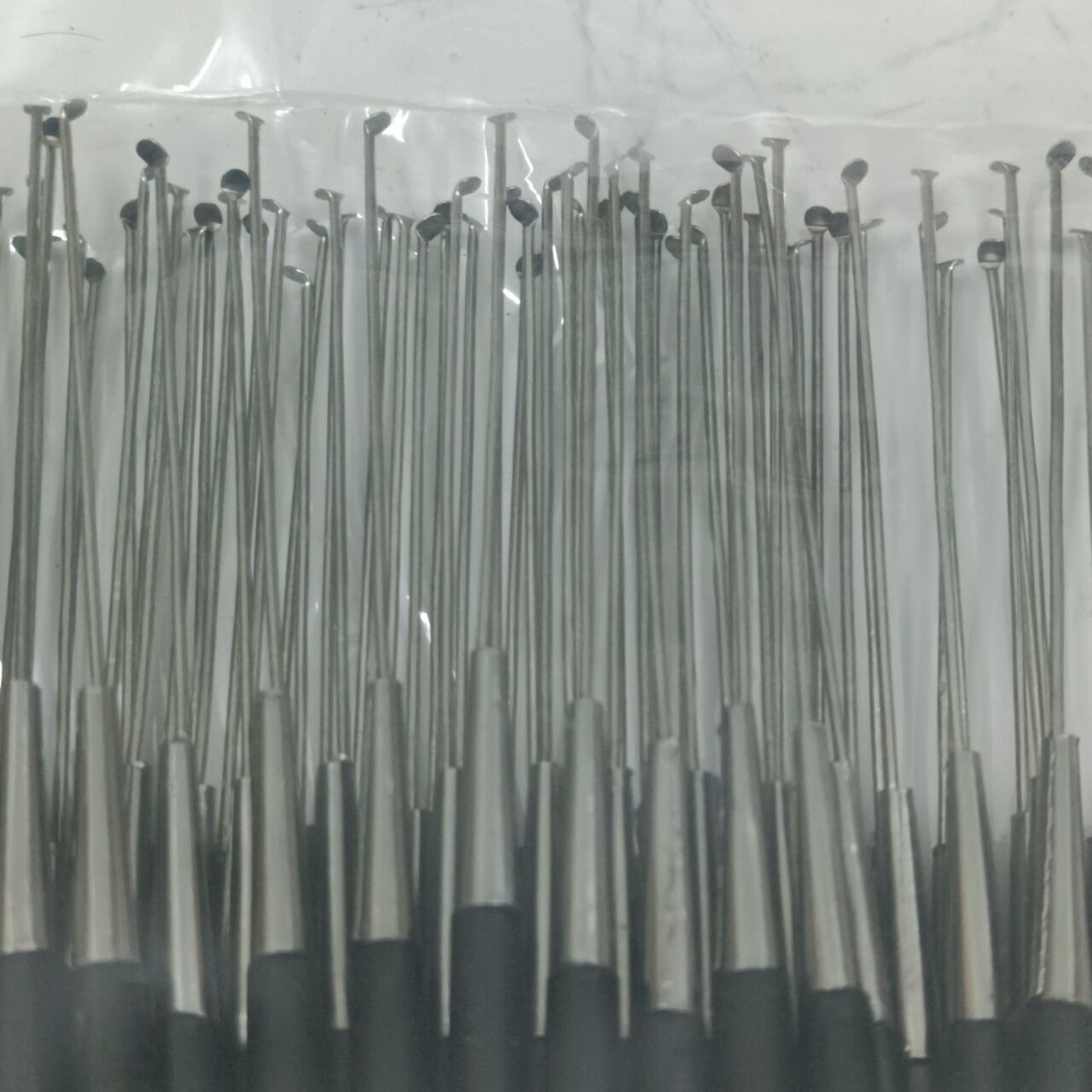 1 cây móc ráy cứng cán gỗ