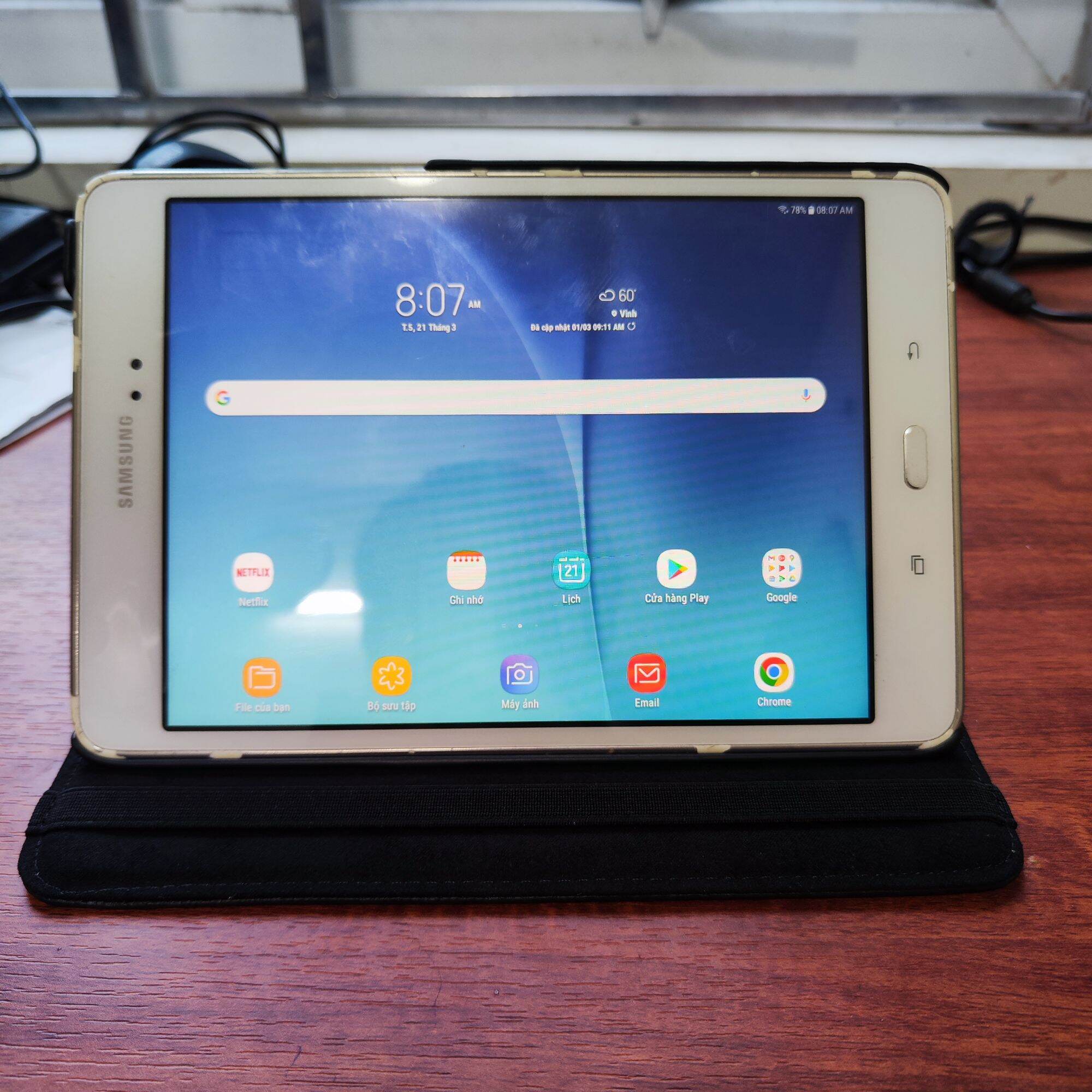 Máy tính bảng Samsung Galaxy Tab A SM-P350- Tặng kèm bao da