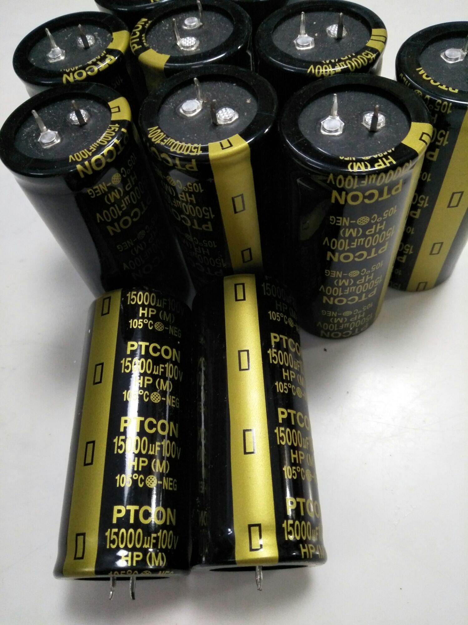 Tụ 100v-15000u