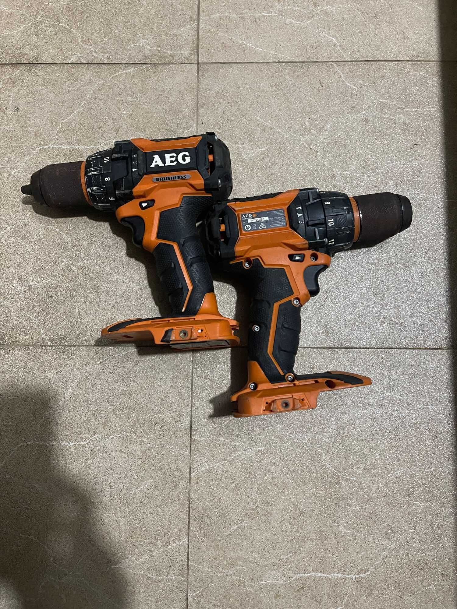 Xác khoan AEG 18v