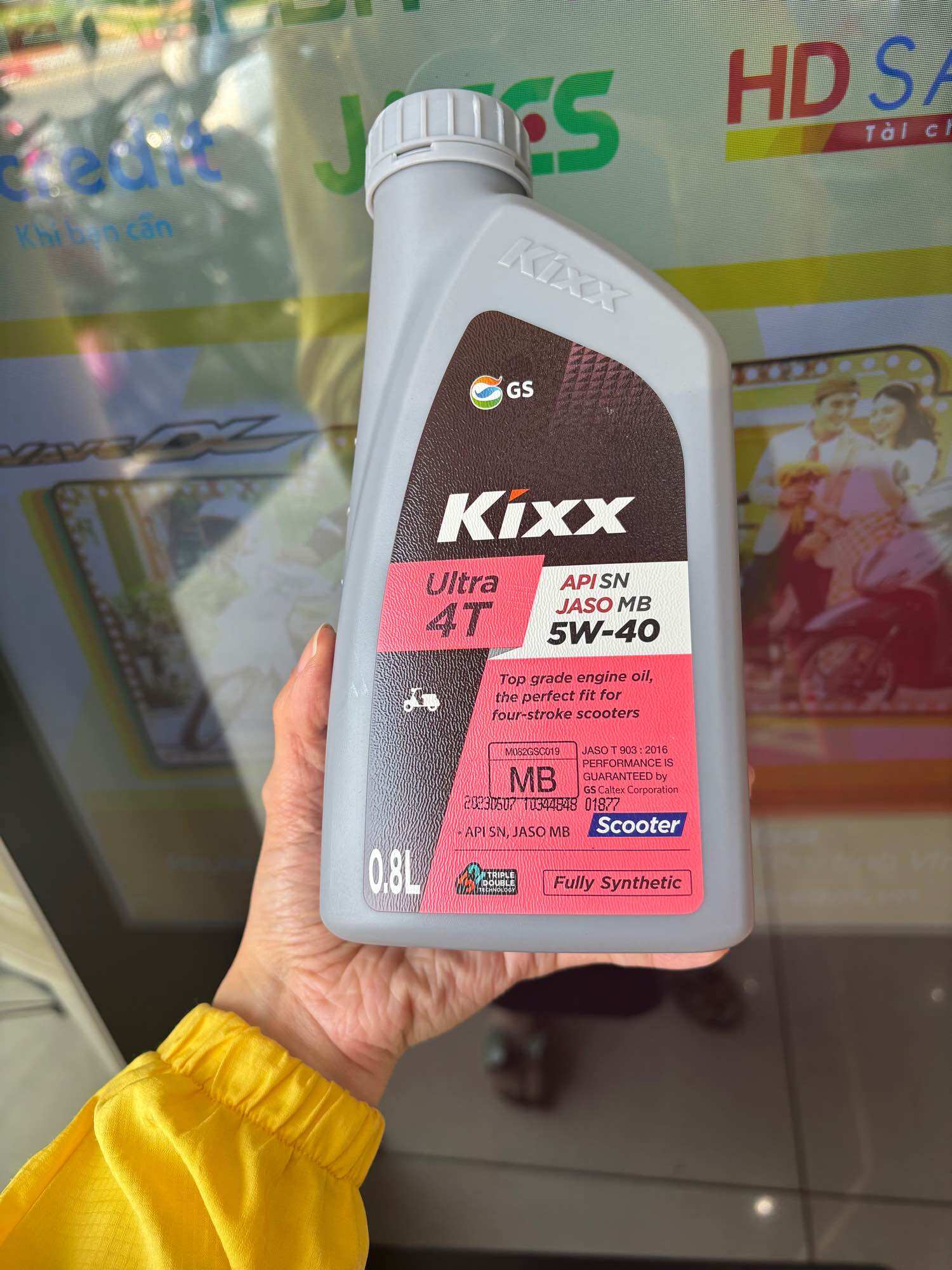Combo 6 bình nhớt xe tay ga Kixx Ultra 4T 5W-40 chính hãng
