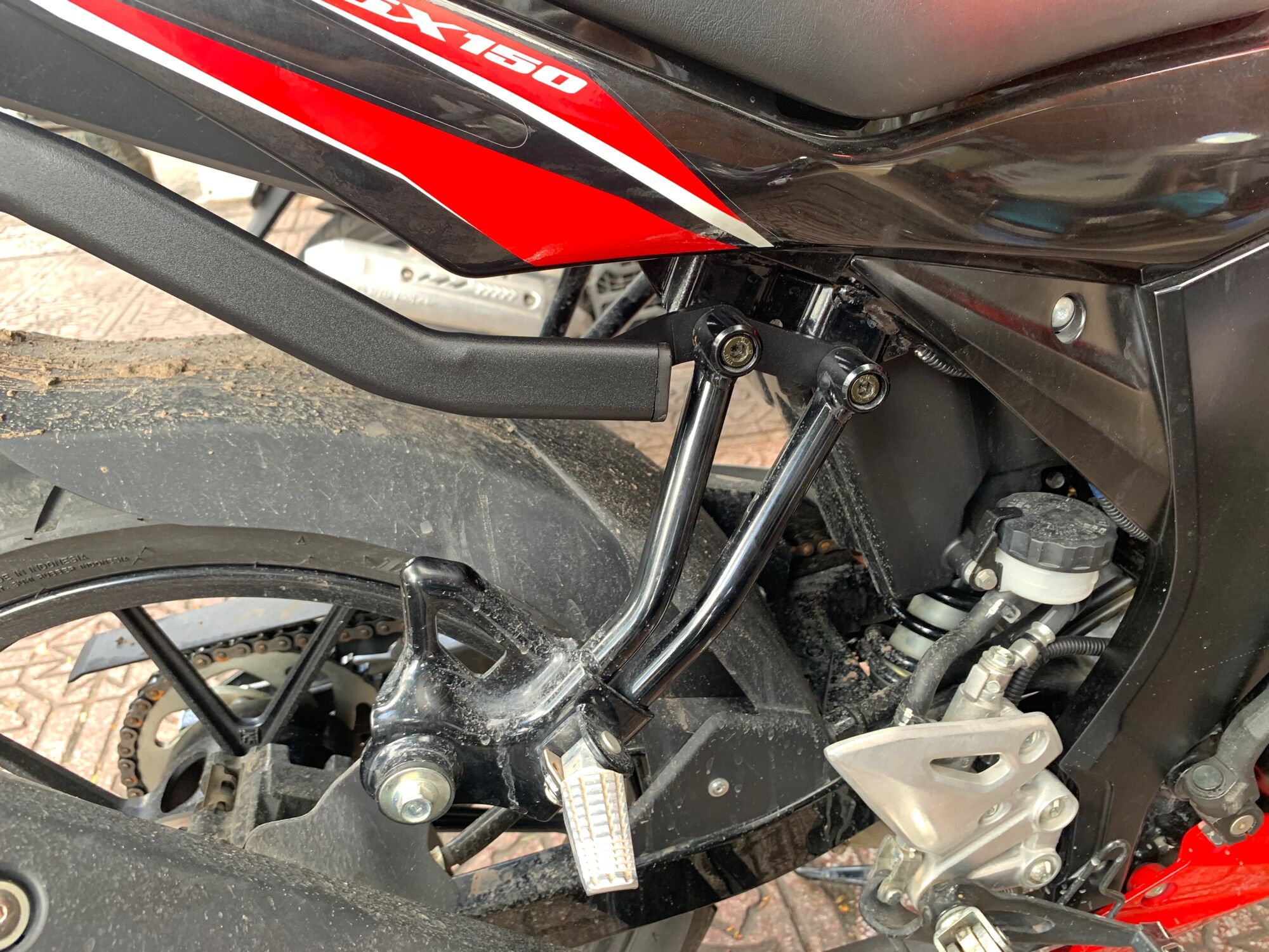 Baga Givi HRV cho xe GSX Bandit