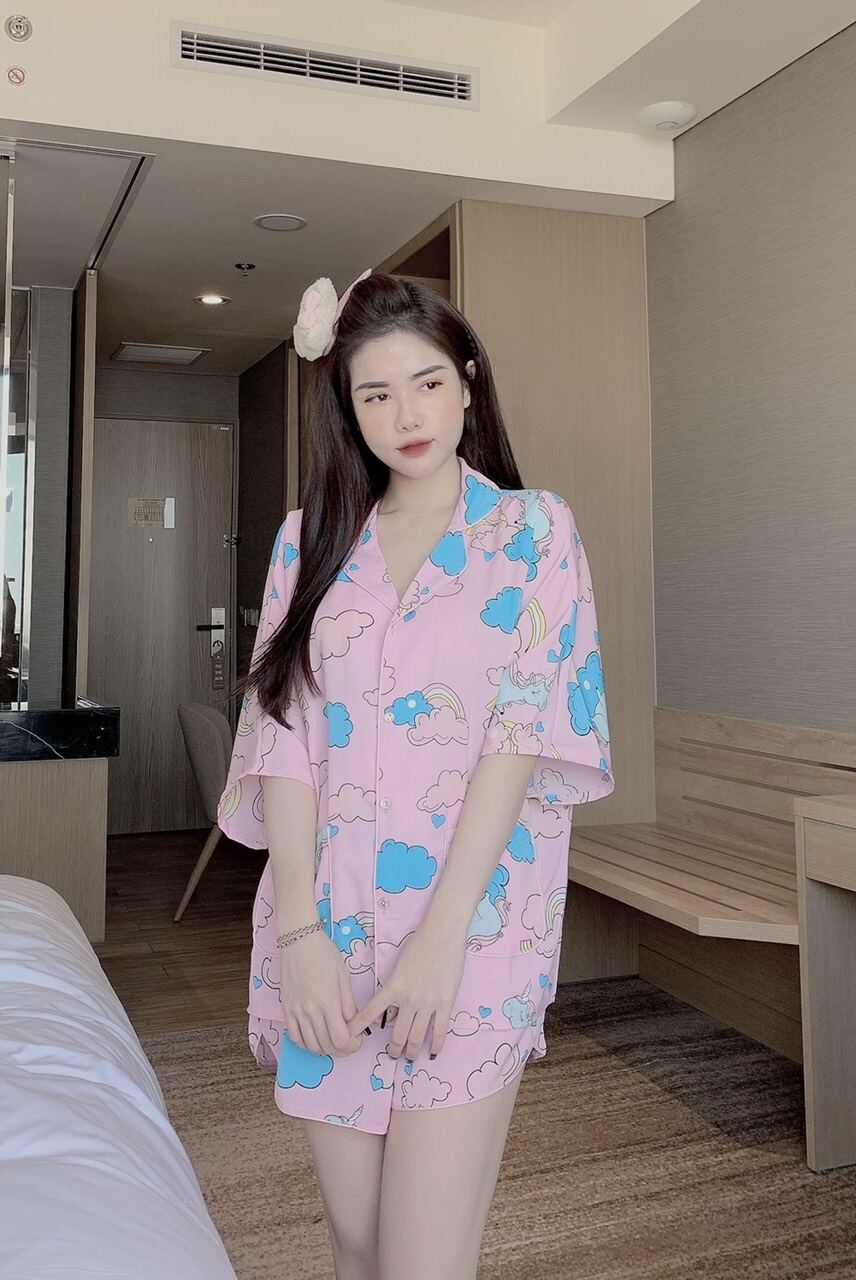 Bộ Đùi ngủ lụa mango cánh dơi xuất sắc