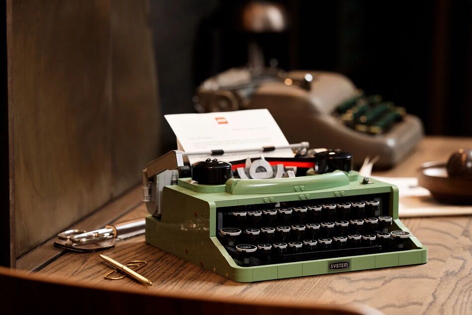 Xếp Hình Máy Đánh Chữ Typewriter T 5010 ( 2179 Mảnh )