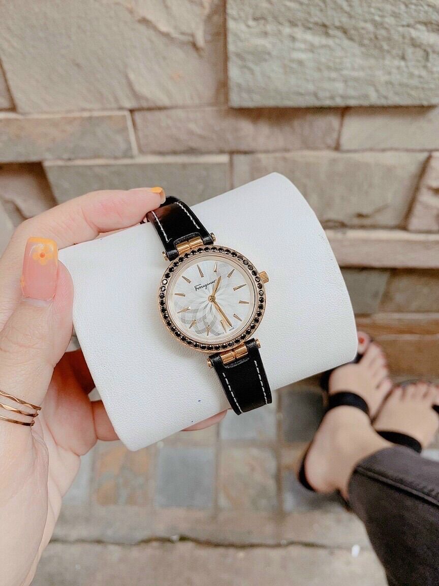 Đồng hồ nữ salvatore Ferragamo Fullbox hãng