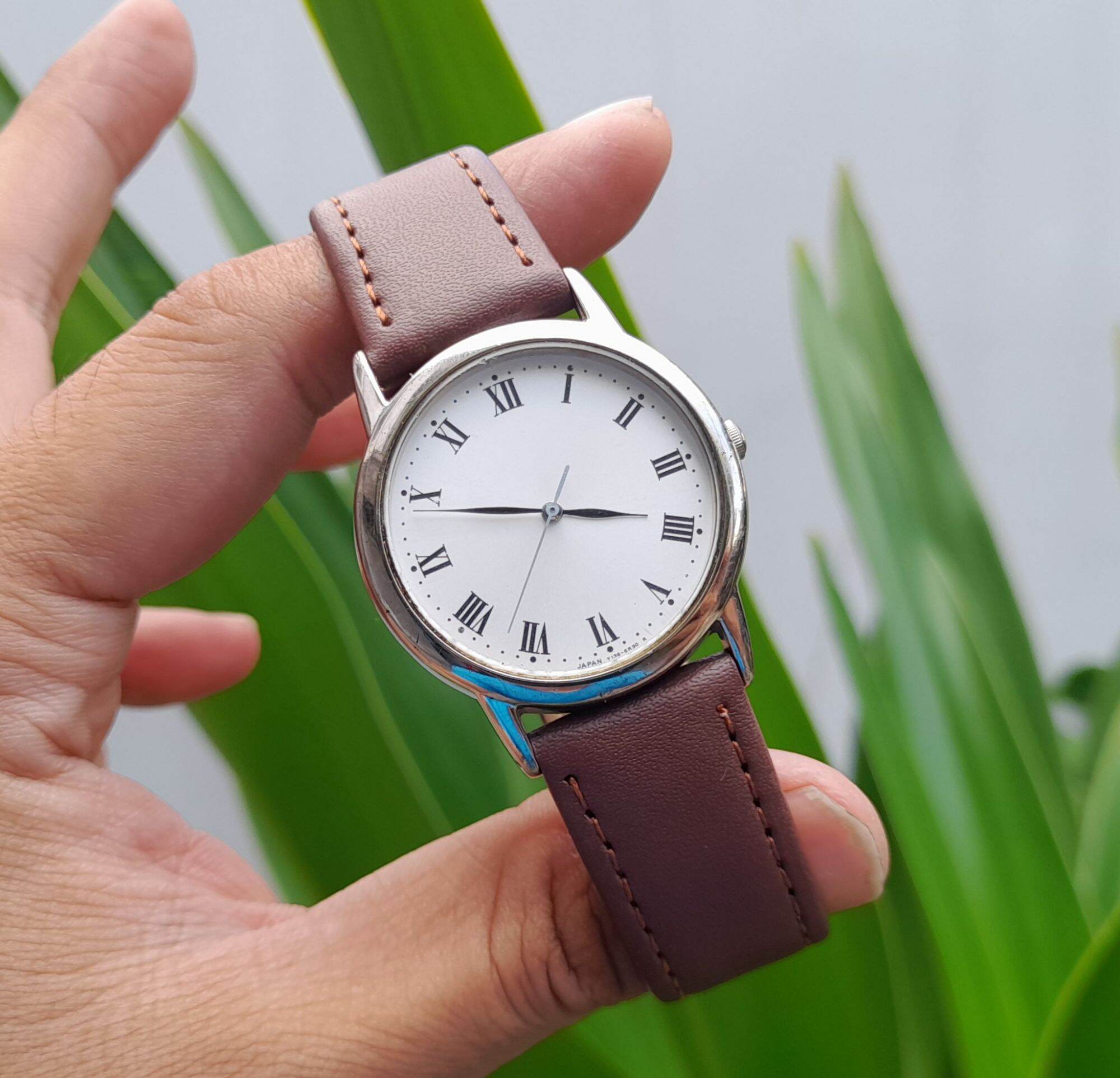 Đồng hồ NỮ Vintage số La Mã phiên bản kỉ niệm quà tặng