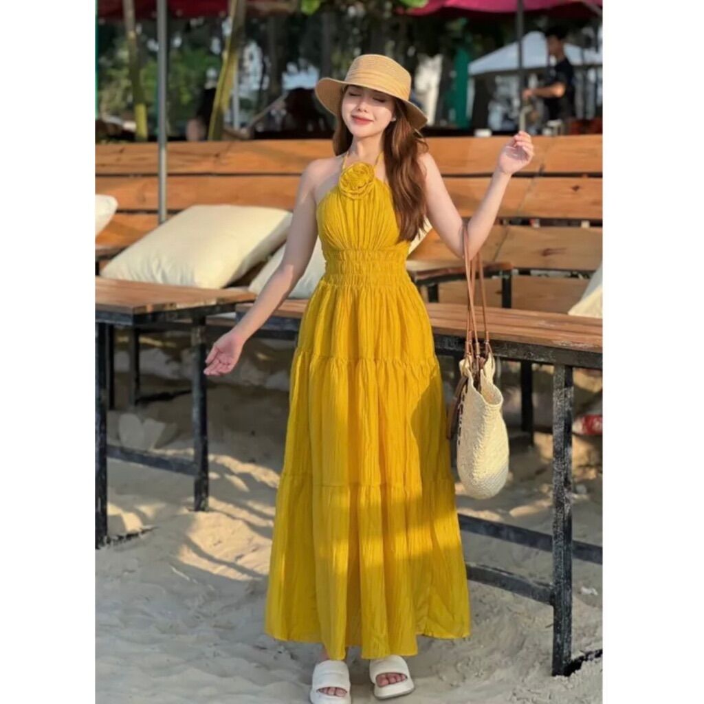 Đầm maxi cổ yếm bo eo phối hoa cổ siêu đẹp thanh lịch - M22