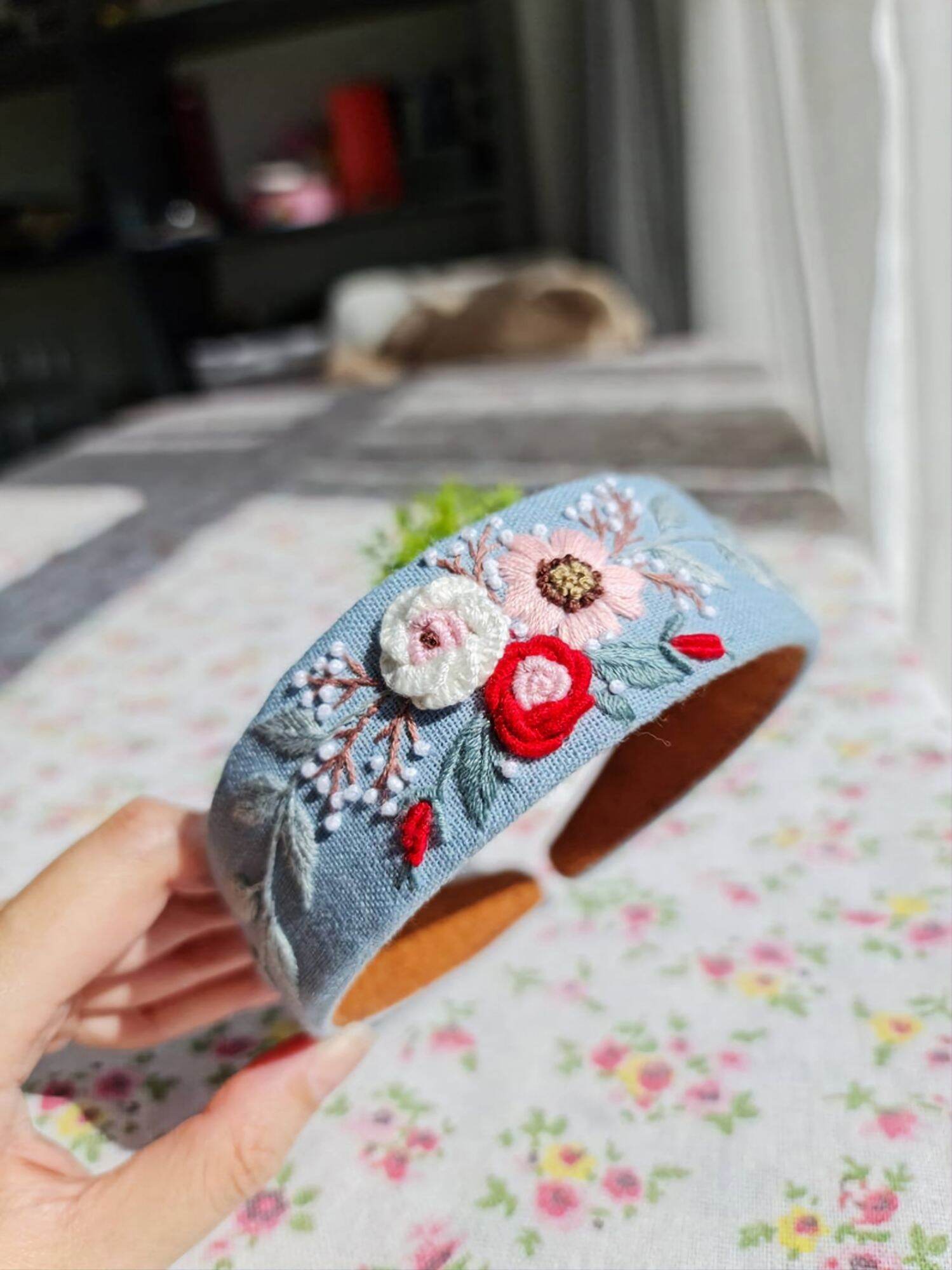 Bờm Thêu Tay Thủ Công Handmade - Pong Embroidery
