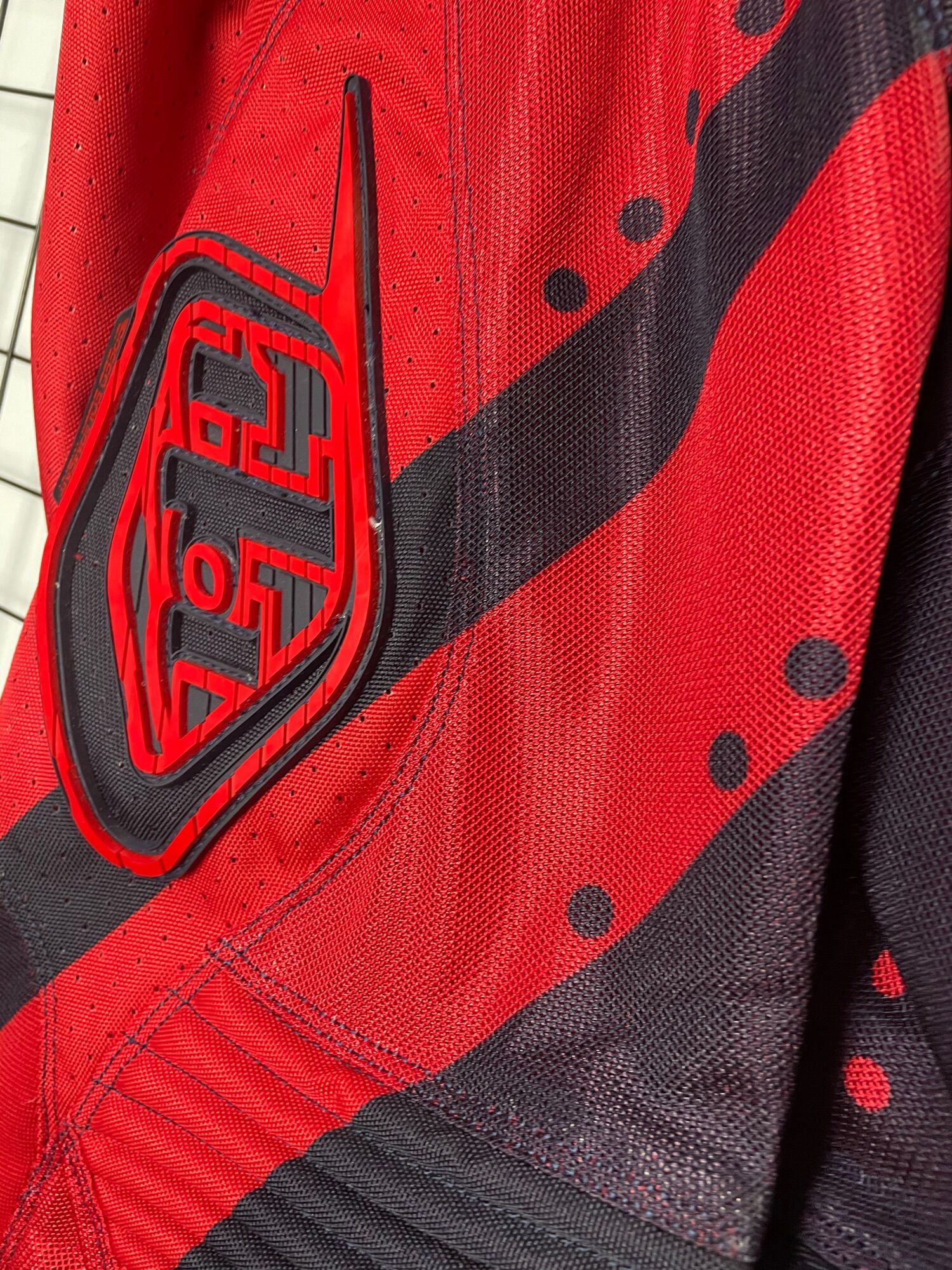 Quần Troylee SE Air Shadow