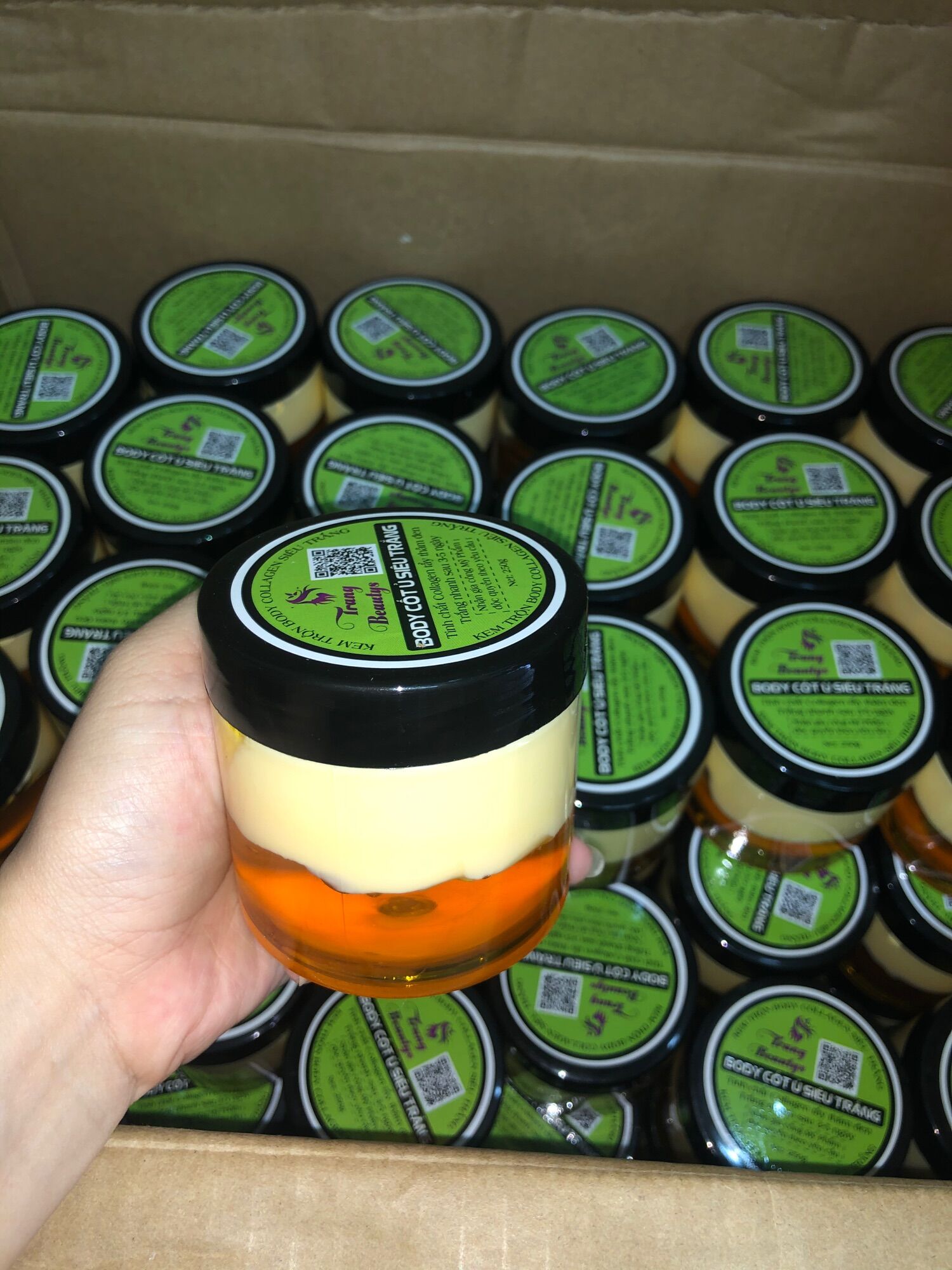 Kem body ủ trắng siêu tốc có team chính hãng- chất kem thơm - chuyên dùng Spa 250gram