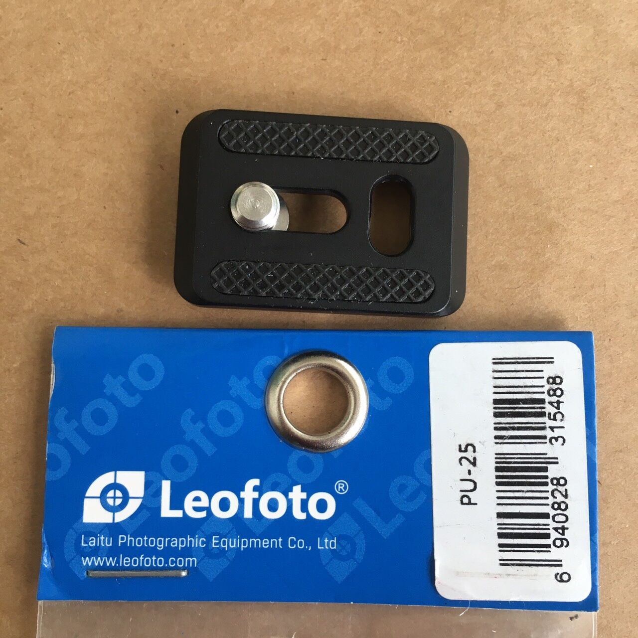 Plate Leofoto PU-25 Đế thao tác nhanh chân máy ảnh Lefoto