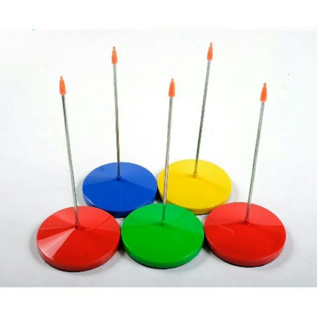 2 cây ghim giấy
