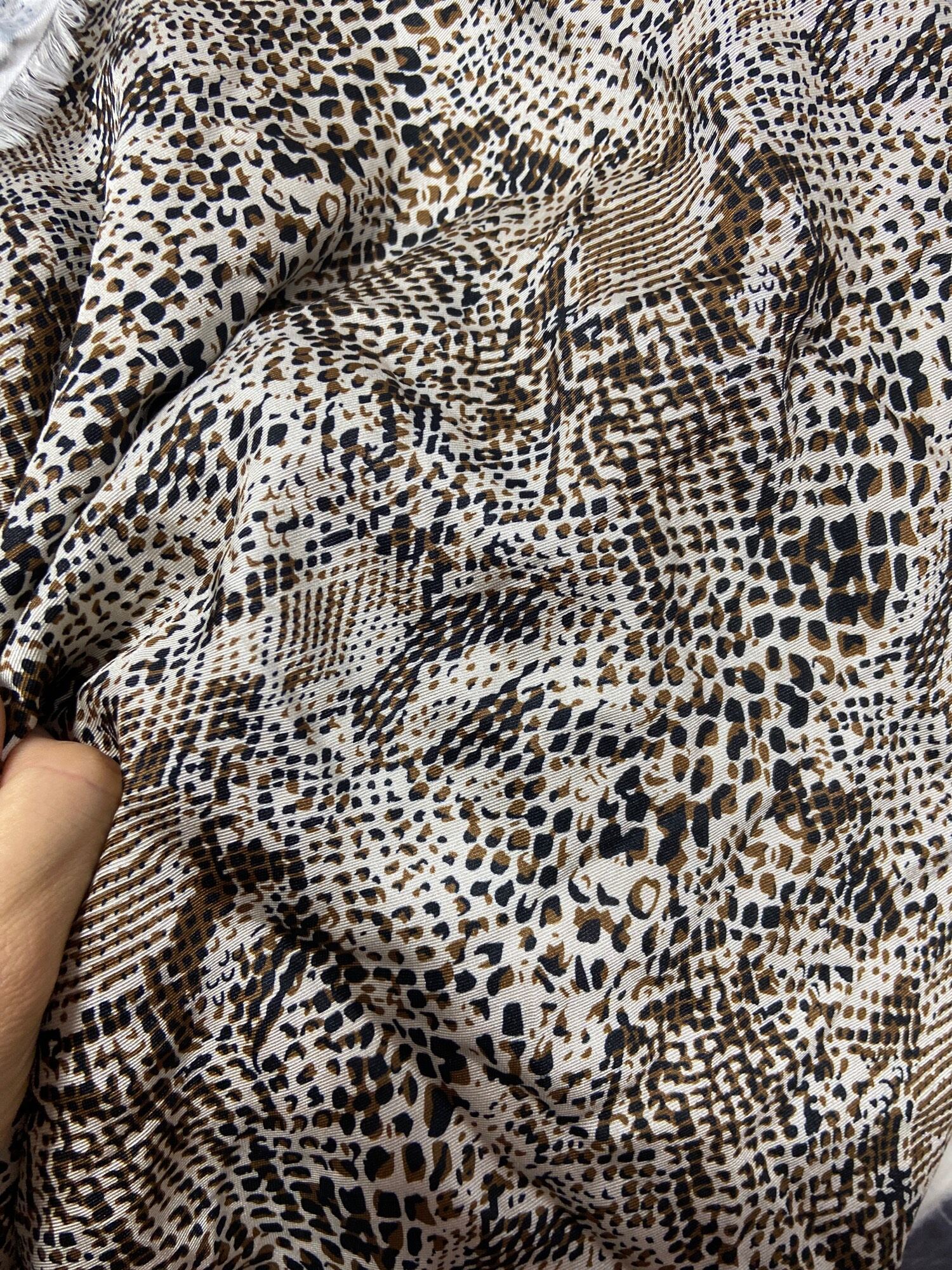 1m5 vải lụa satin sang chảnh khổ 1m5