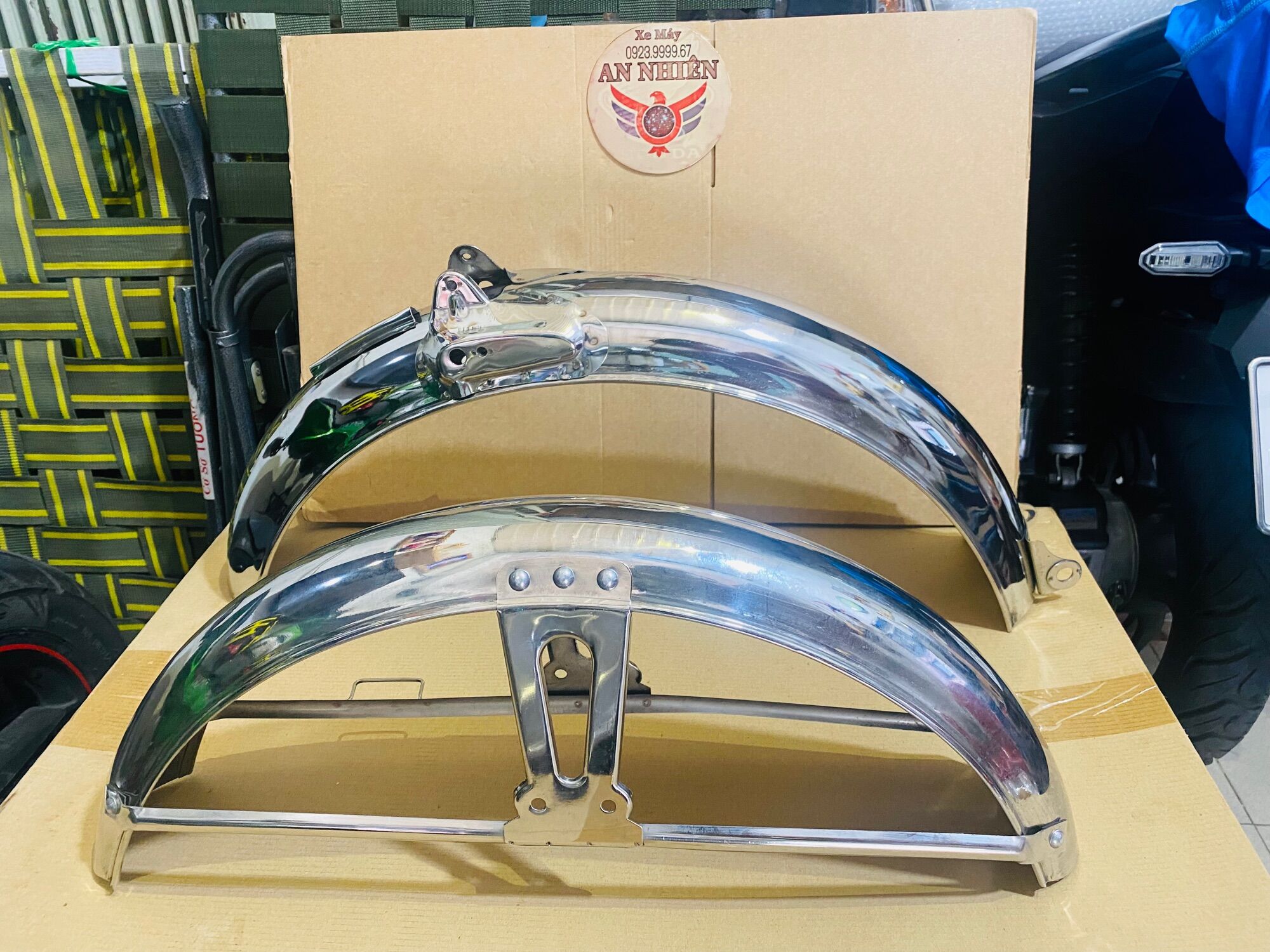 CẶP VÈ ( CHẮN BÙN) TRƯỚC SAU HONDA 67 71 72