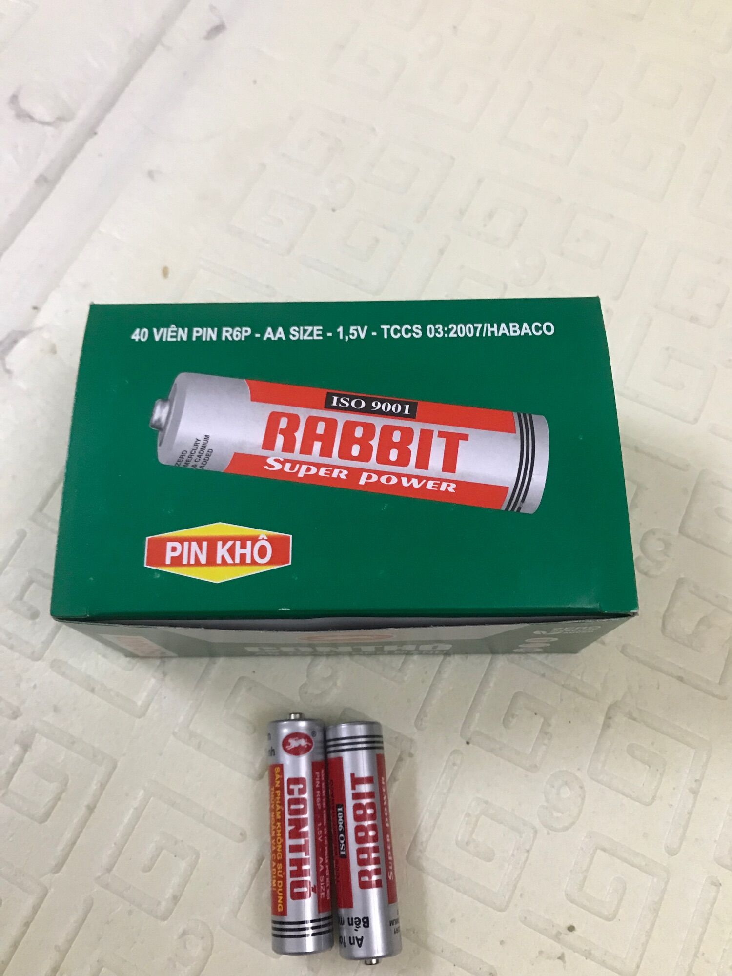 Pin con thỏ AA ( combo gồm 2 viên pin )