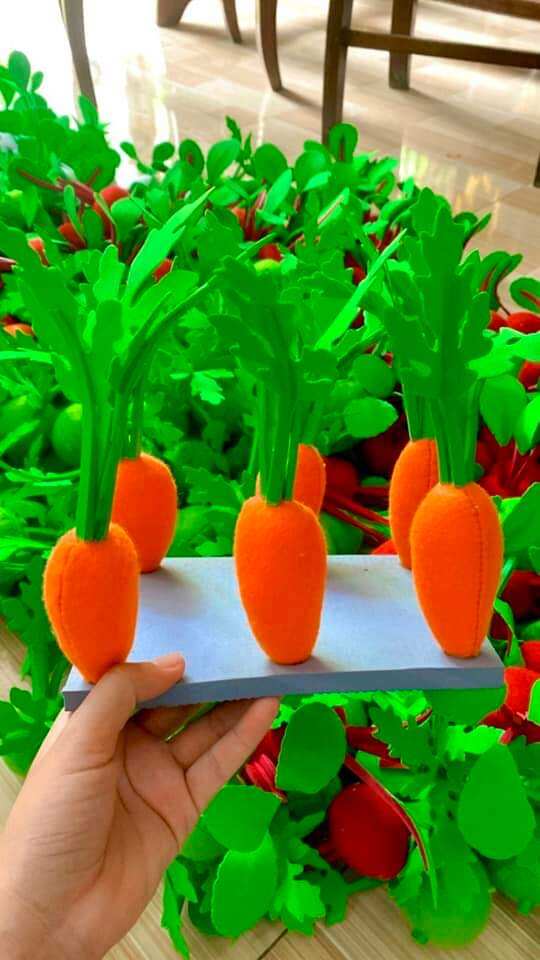 (ĐỒ DÙNG MẦM NON) VỈ RAU CỦ BẰNG NỈ